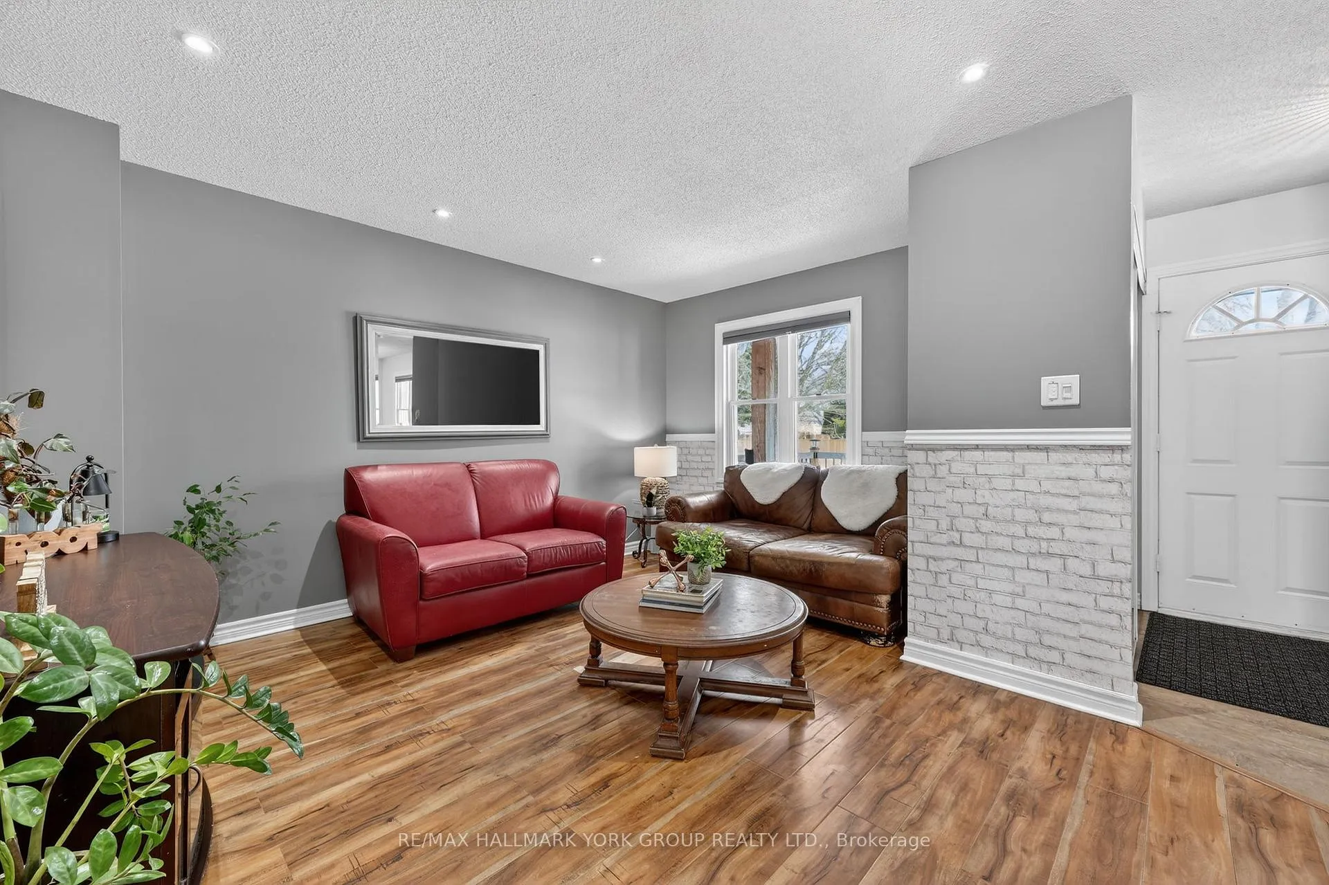 Photo 13 of 1896 Ashwood Avenue, Innisfil, Alcona — HOMEH