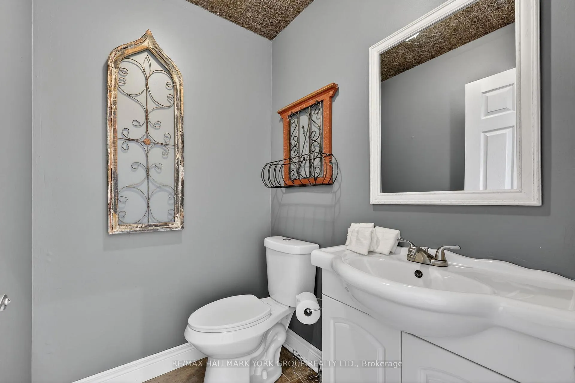 Photo 17 of 1896 Ashwood Avenue, Innisfil, Alcona — HOMEH