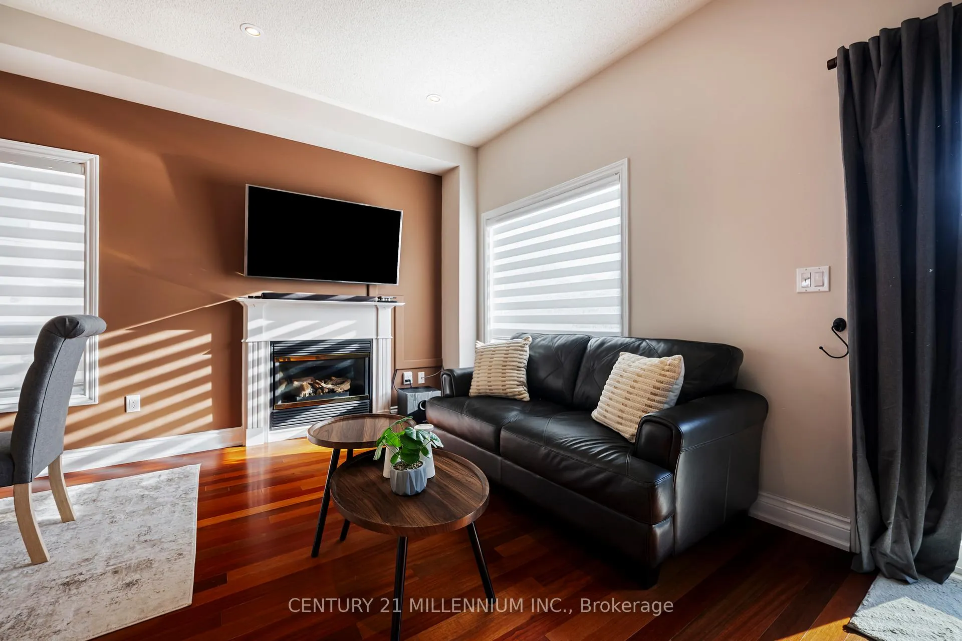 Photo 24 of 42 Rubysilver Drive, Brampton, Vales of Castlemore — HOMEH