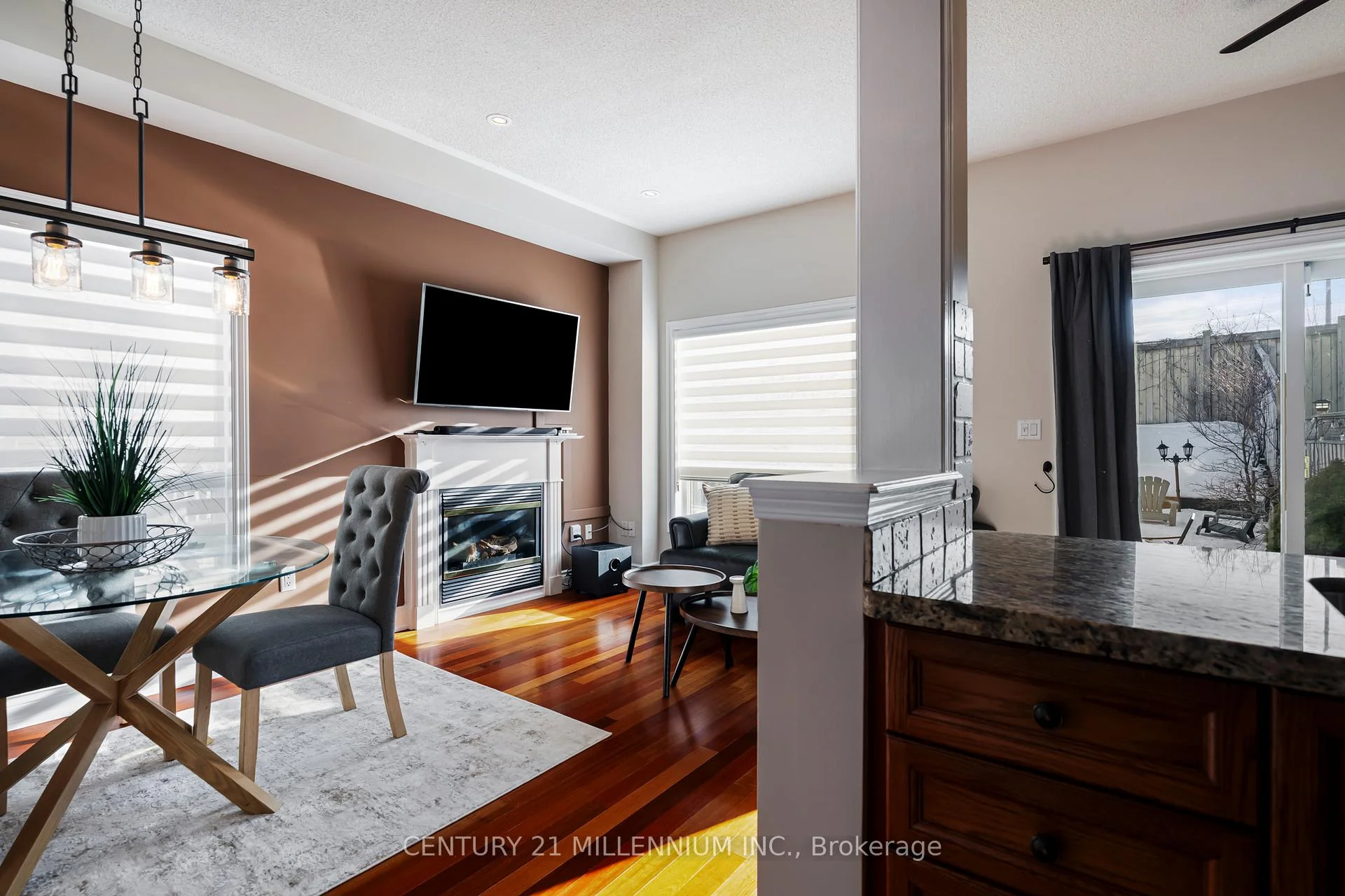 Photo 27 of 42 Rubysilver Drive, Brampton, Vales of Castlemore — HOMEH
