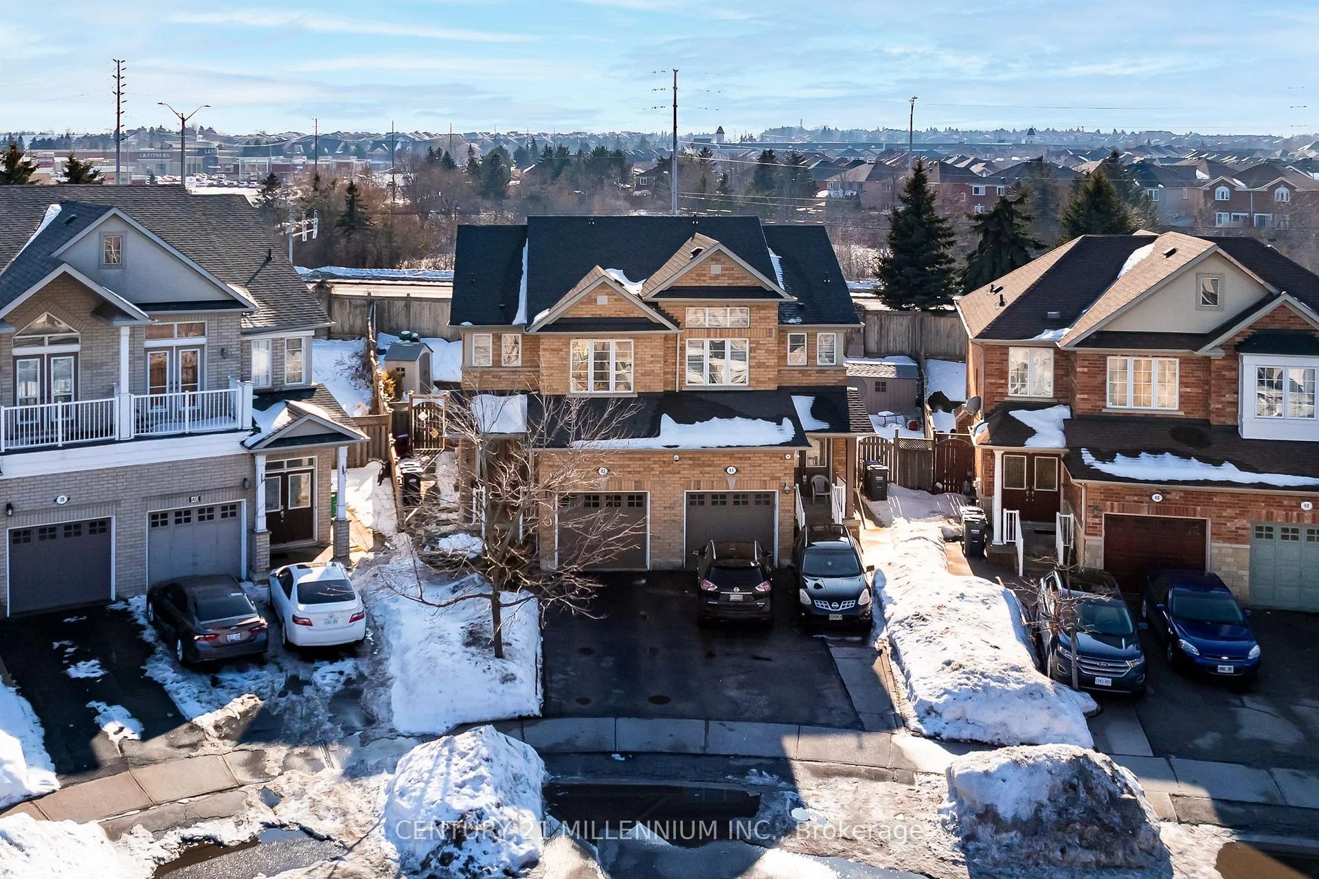 Photo 60 of 42 Rubysilver Drive, Brampton, Vales of Castlemore — HOMEH