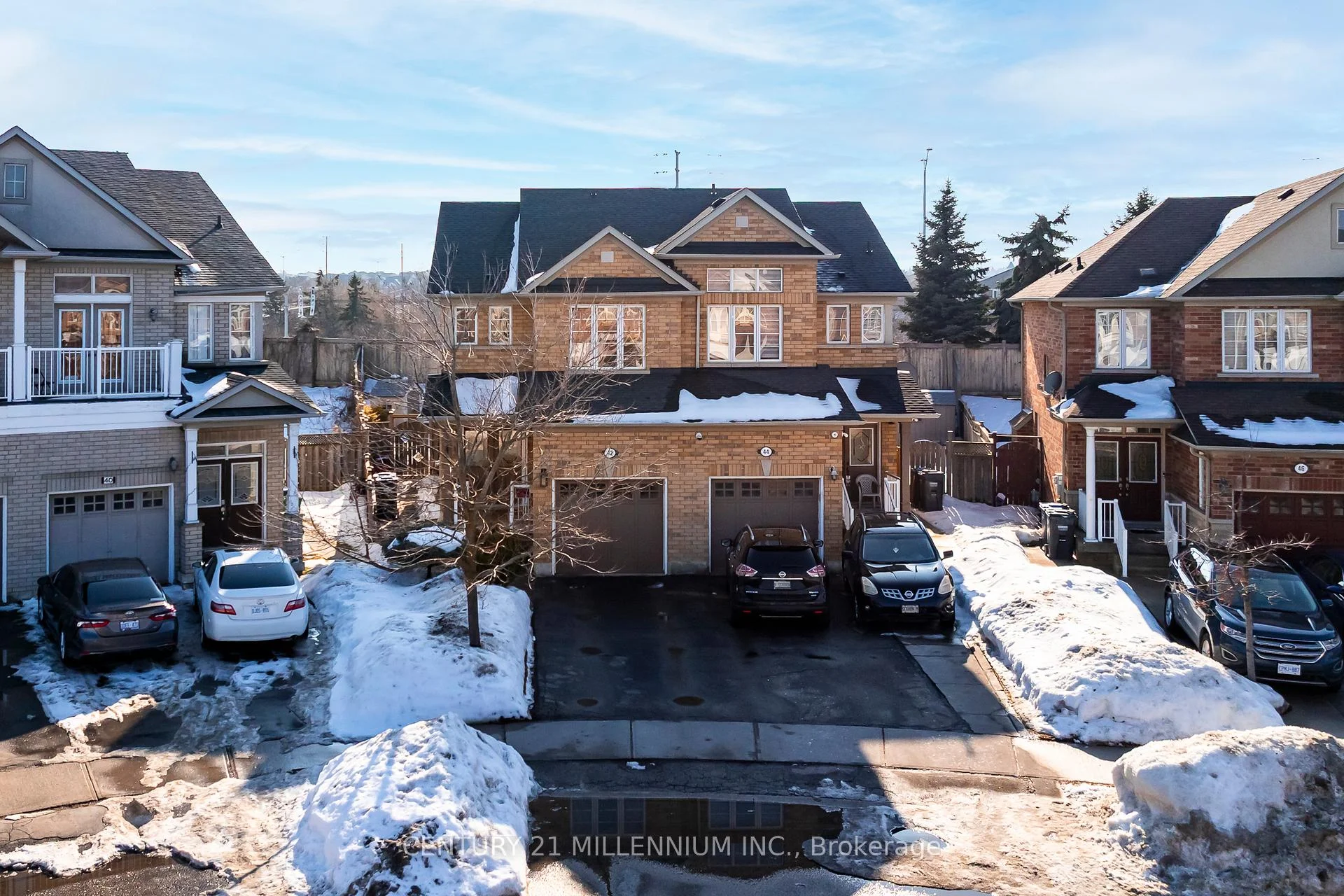 Photo 61 of 42 Rubysilver Drive, Brampton, Vales of Castlemore — HOMEH