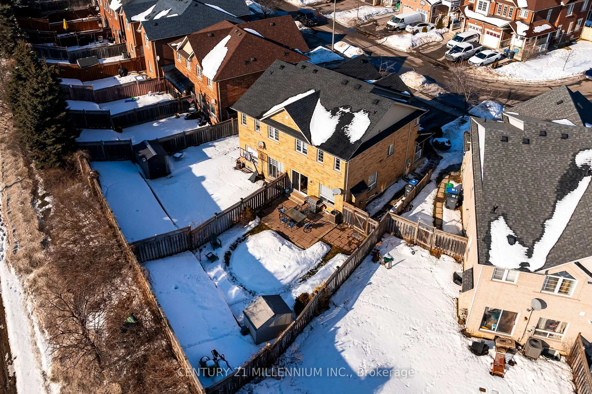 Photo 65 of 42 Rubysilver Drive, Brampton, Vales of Castlemore — HOMEH