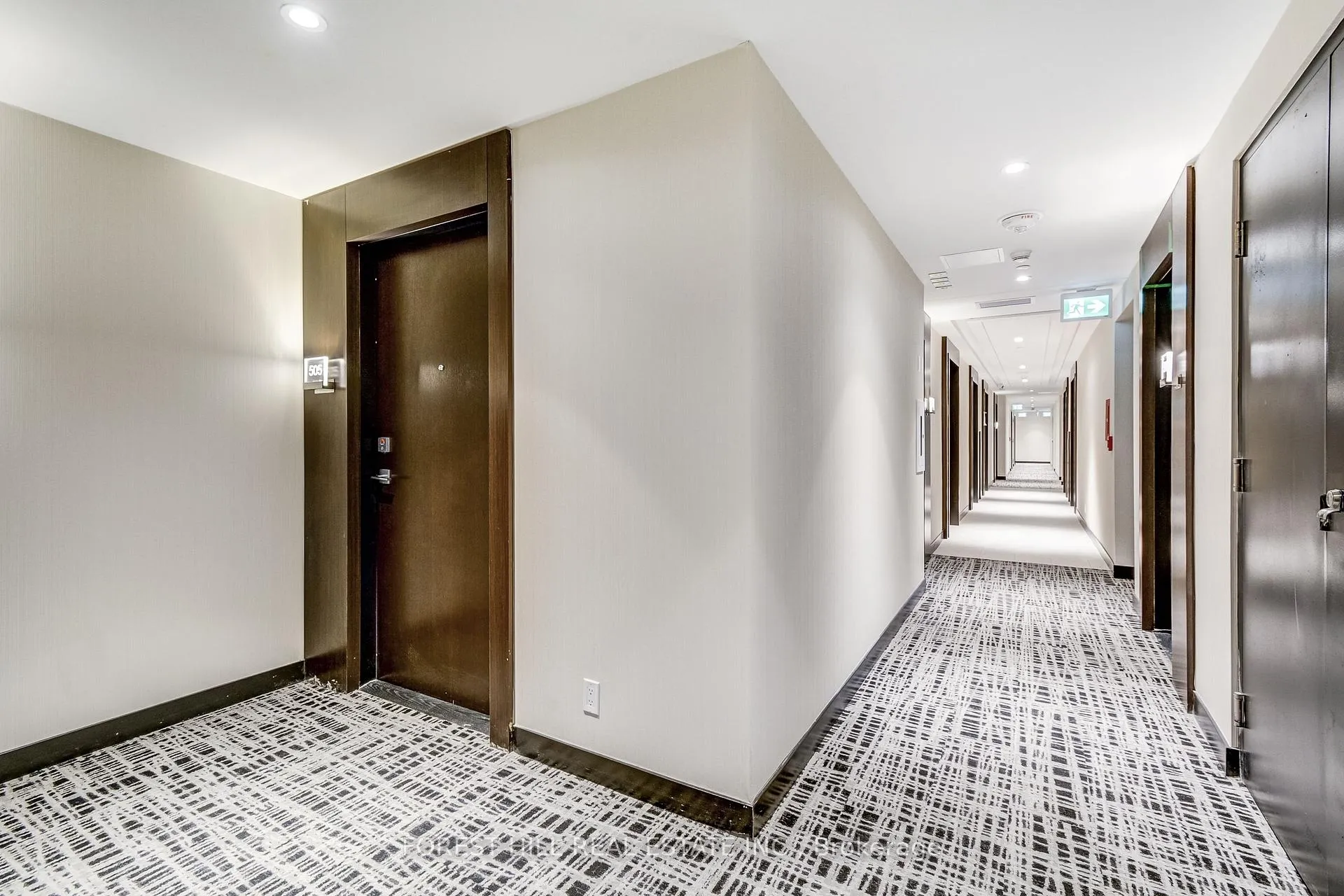 Photo 10 of Unit 4301, 2221 Yonge Street, Toronto, Mount Pleasant West — HOMEH
