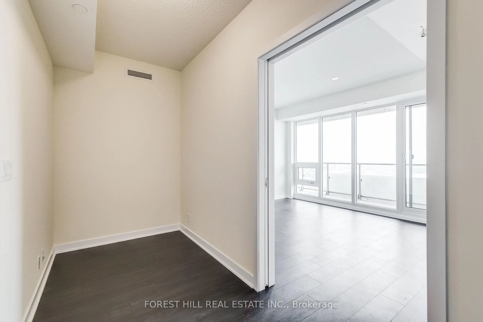 Photo 23 of Unit 4301, 2221 Yonge Street, Toronto, Mount Pleasant West — HOMEH