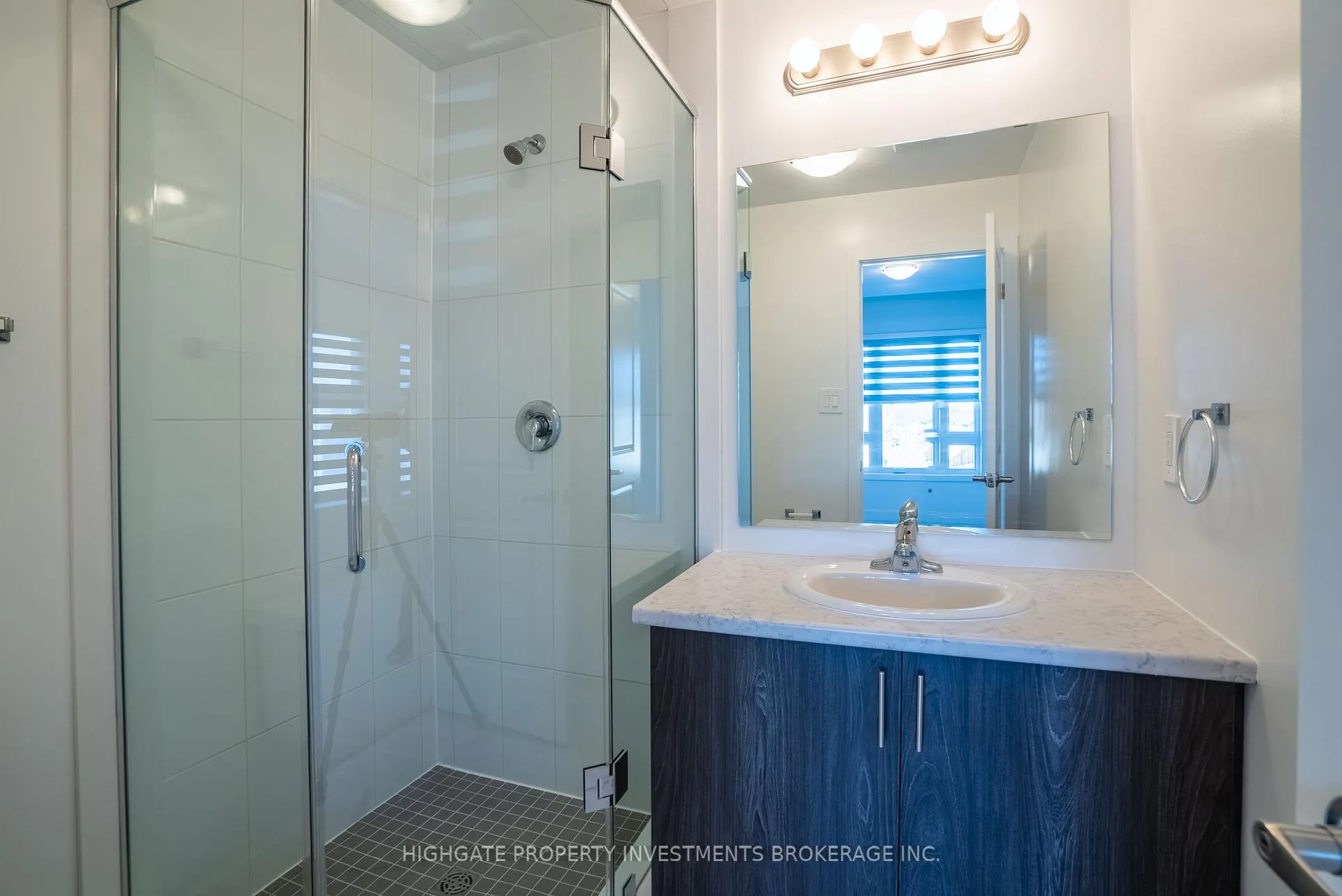 Photo 9 of 20 Westwood Avenue, Barrie, Painswick South — HOMEH