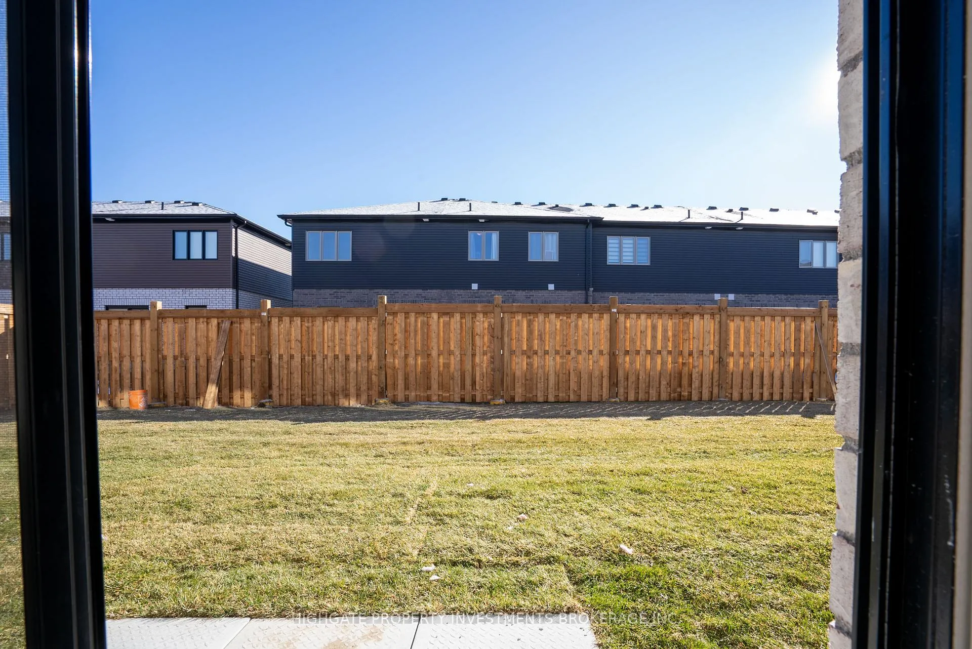 Photo 22 of 20 Westwood Avenue, Barrie, Painswick South — HOMEH