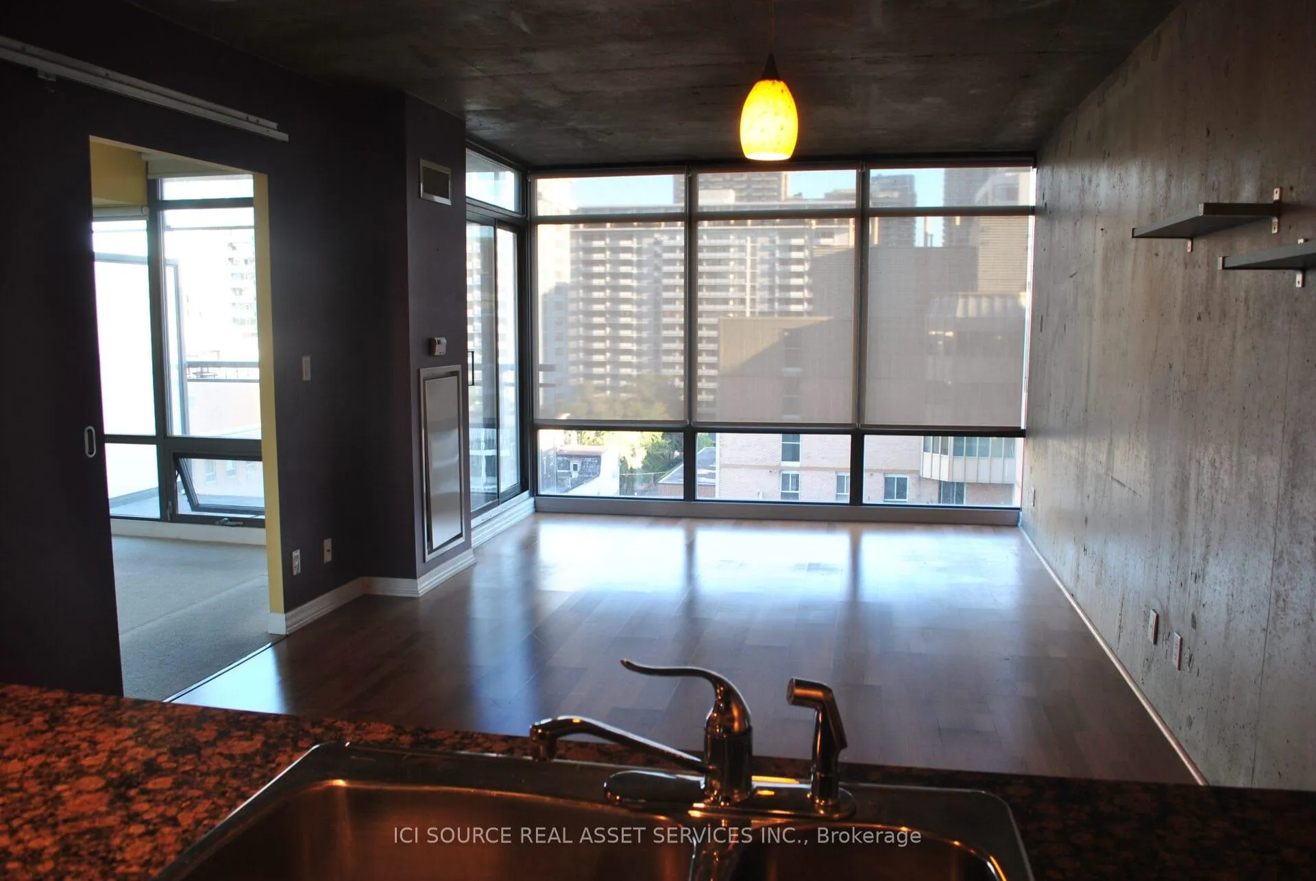 Photo 7 of Unit 902, 22 Wellesley Street E, Toronto, Church-Yonge Corridor — HOMEH