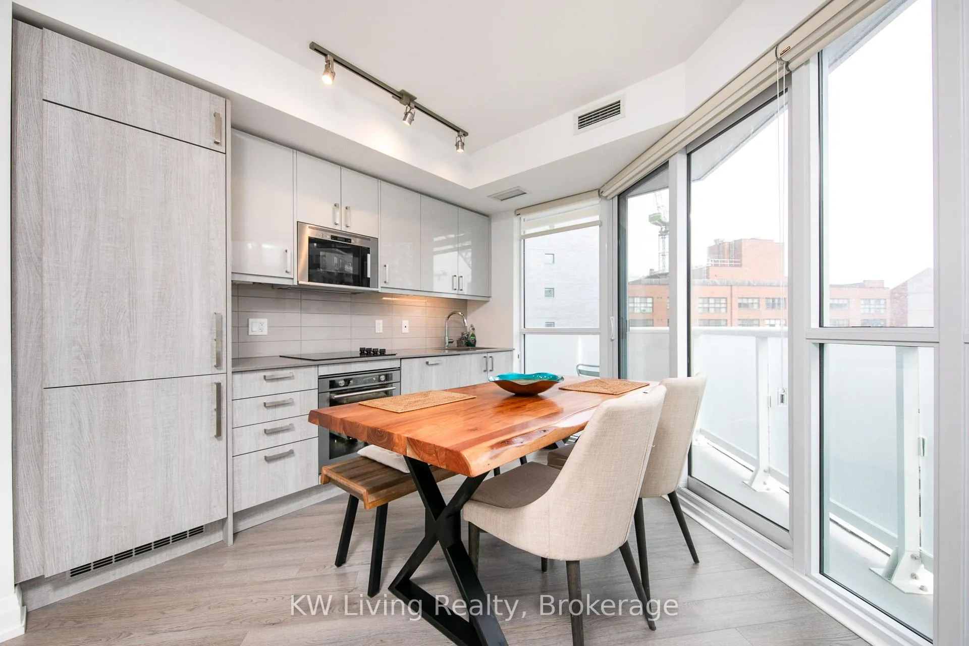 Photo 3 of Unit 804, 77 Mutual Street, Toronto, Church-Yonge Corridor — HOMEH