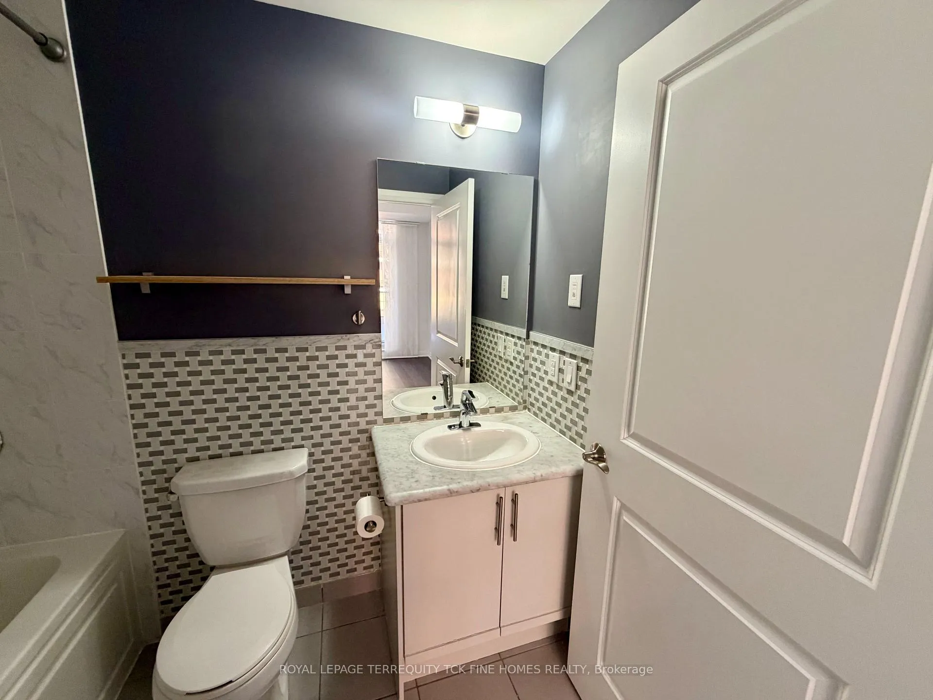 Photo 15 of Unit 216, 9500 Markham Road, Markham, Greensborough — HOMEH