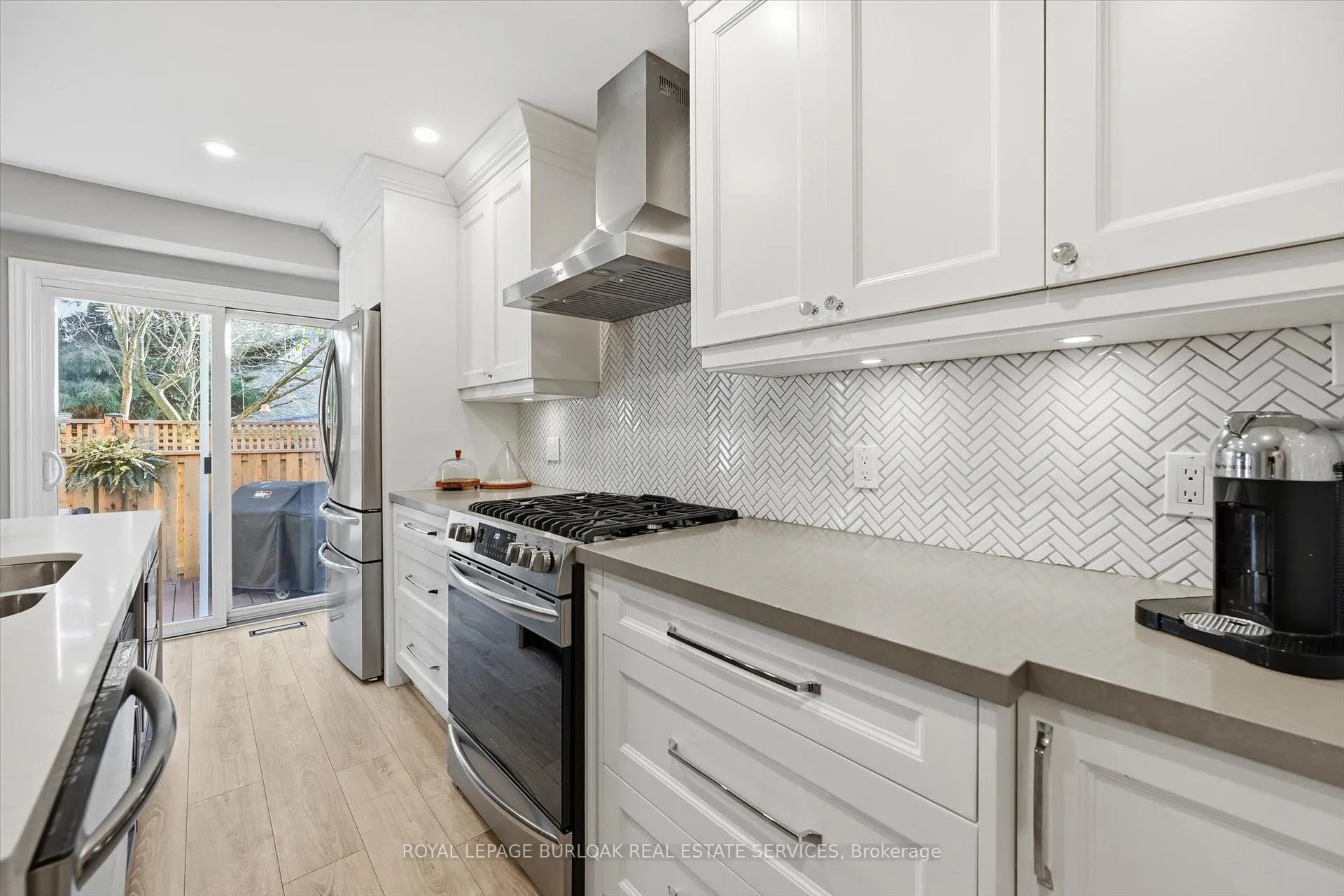 Photo 13 of Unit 38, 5255 Lakeshore Road, Burlington, Appleby — HOMEH