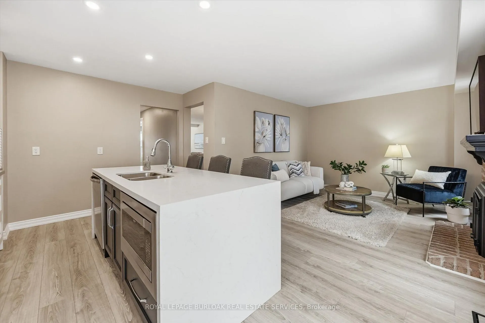 Photo 16 of Unit 38, 5255 Lakeshore Road, Burlington, Appleby — HOMEH