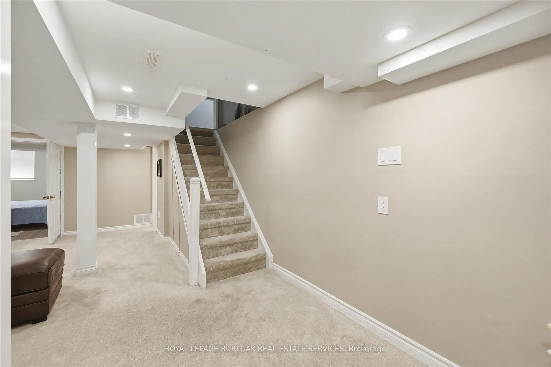 Photo 34 of Unit 38, 5255 Lakeshore Road, Burlington, Appleby — HOMEH