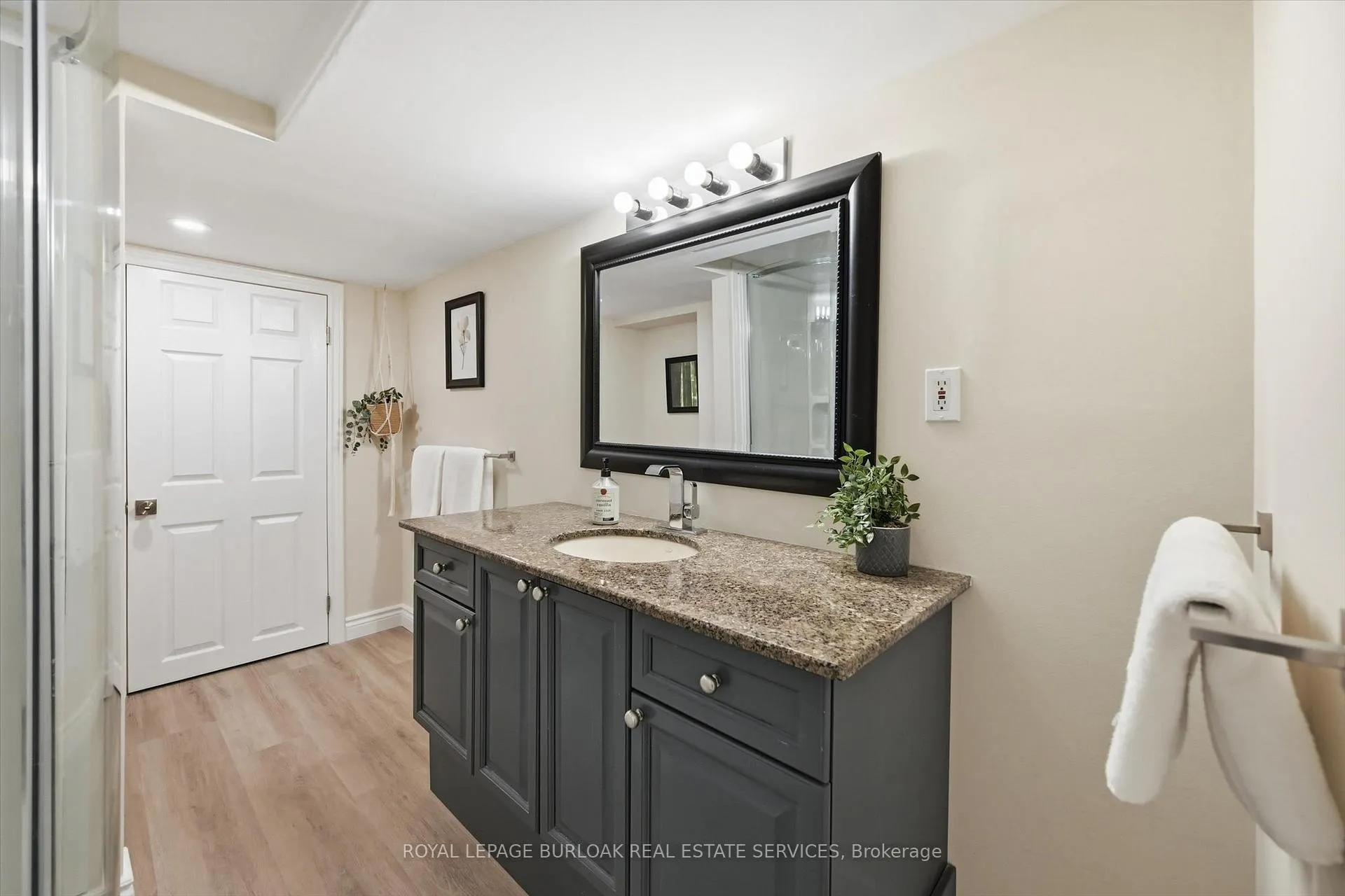Photo 41 of Unit 38, 5255 Lakeshore Road, Burlington, Appleby — HOMEH