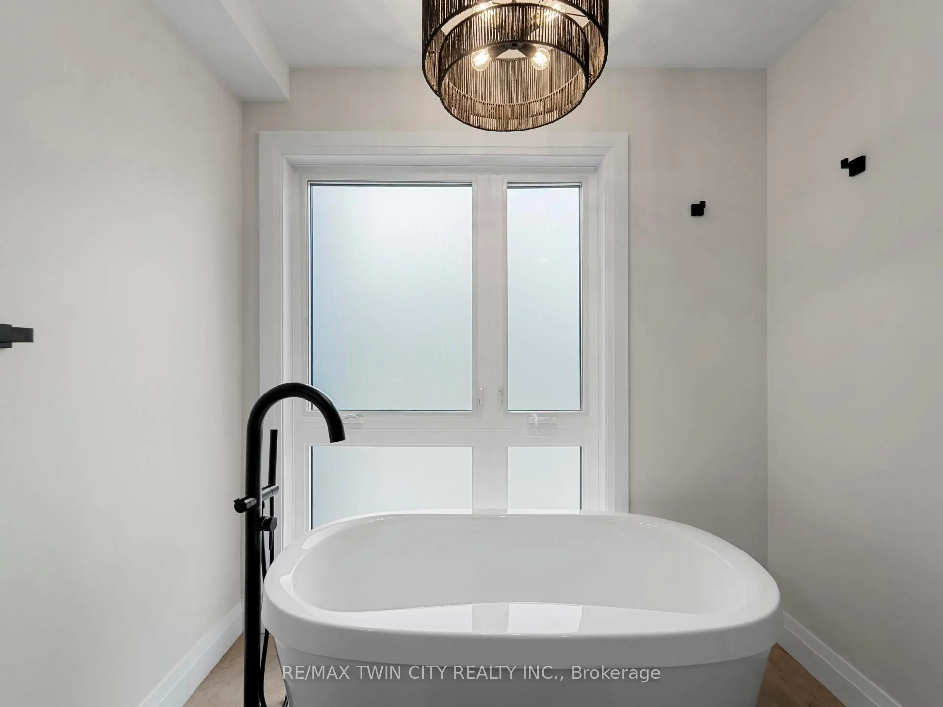 Photo 16 of 55 Centre Street, Lambton Shores, Grand Bend — HOMEH