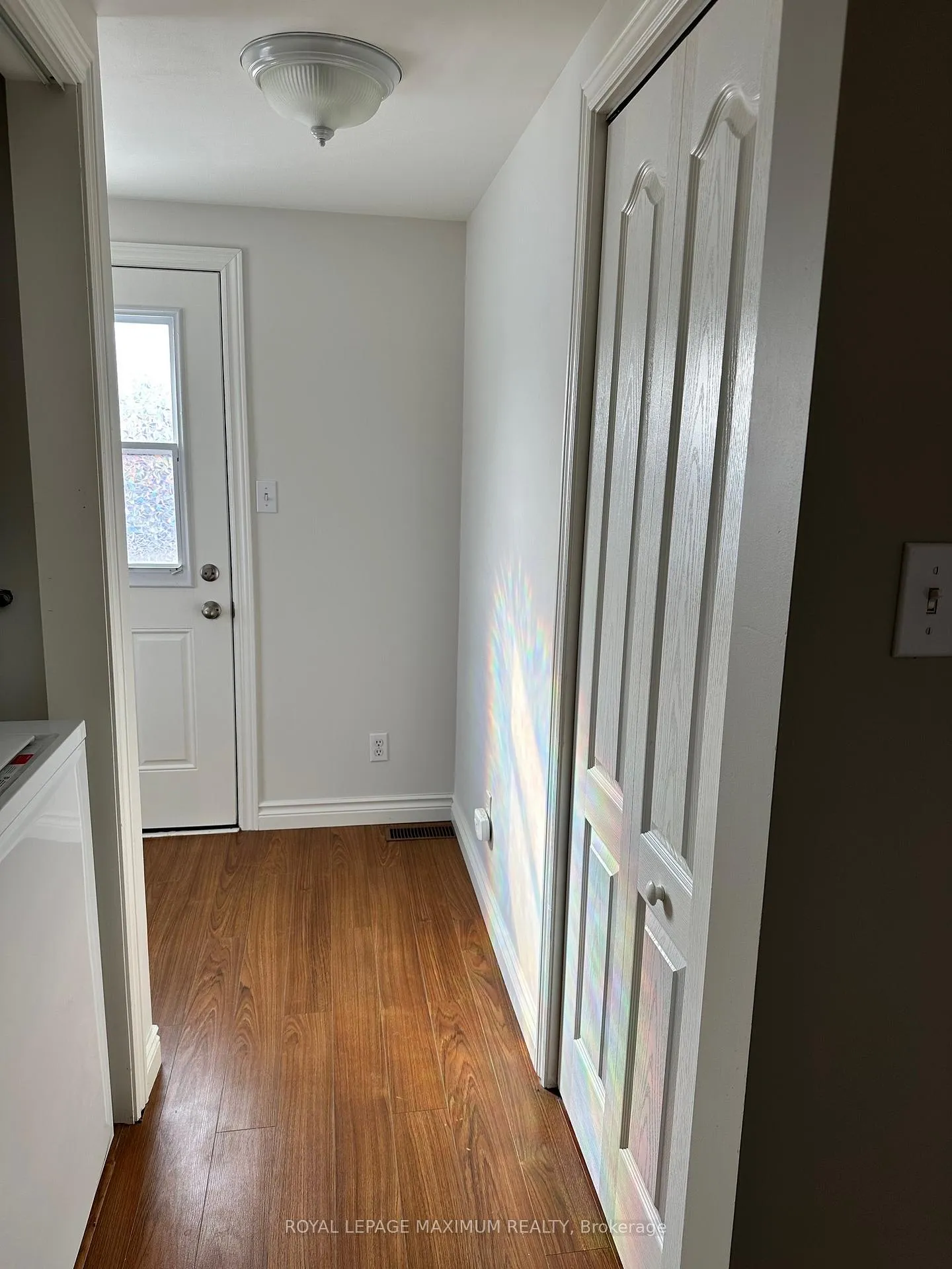 Photo 7 of Unit 1, 127 Innisfil Street, Barrie, Sanford — HOMEH