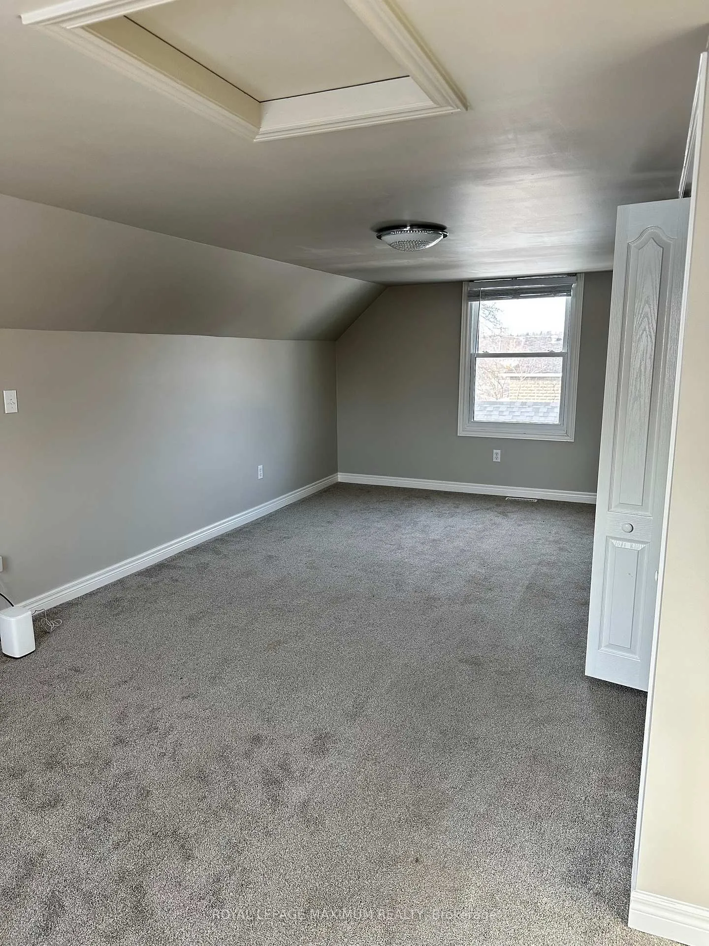 Photo 18 of Unit 1, 127 Innisfil Street, Barrie, Sanford — HOMEH