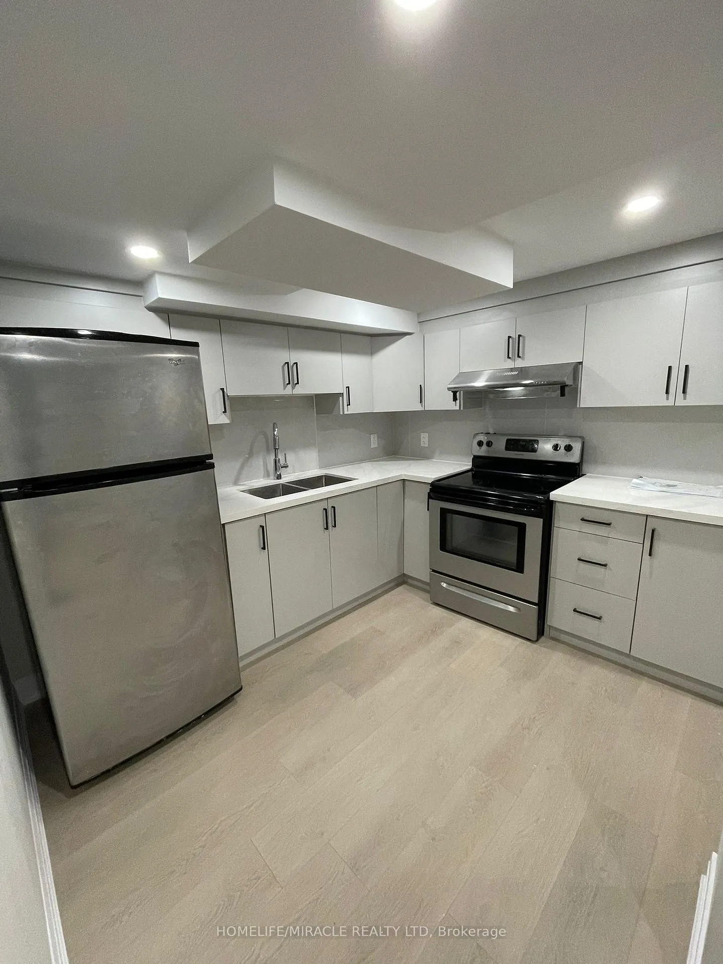 Photo 1 of 11 Truffle Court, Brampton, Northwest Brampton — HOMEH