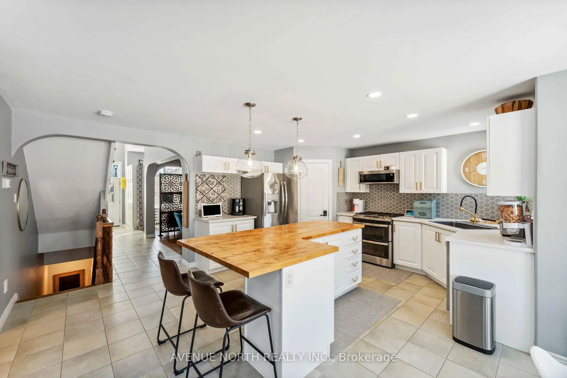Photo 9 of 4 Bracewood Way, Ottawa, Barrhaven - Stonebridge — HOMEH