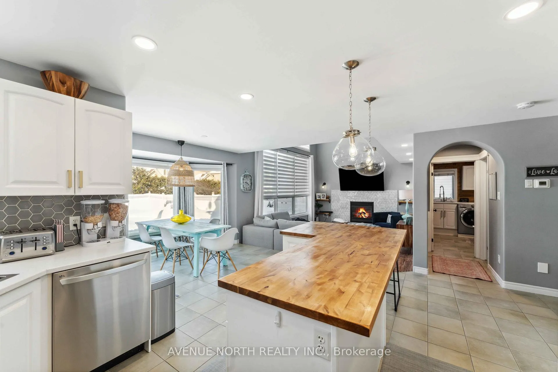 Photo 10 of 4 Bracewood Way, Ottawa, Barrhaven - Stonebridge — HOMEH