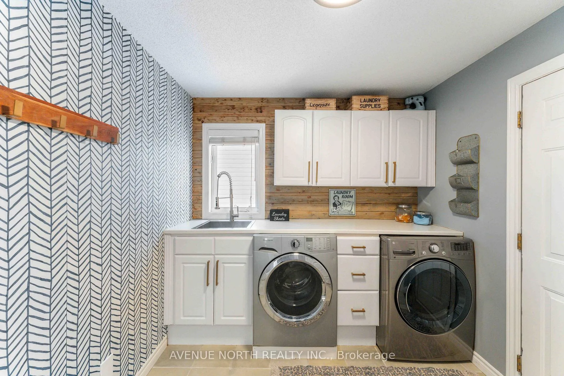 Photo 16 of 4 Bracewood Way, Ottawa, Barrhaven - Stonebridge — HOMEH
