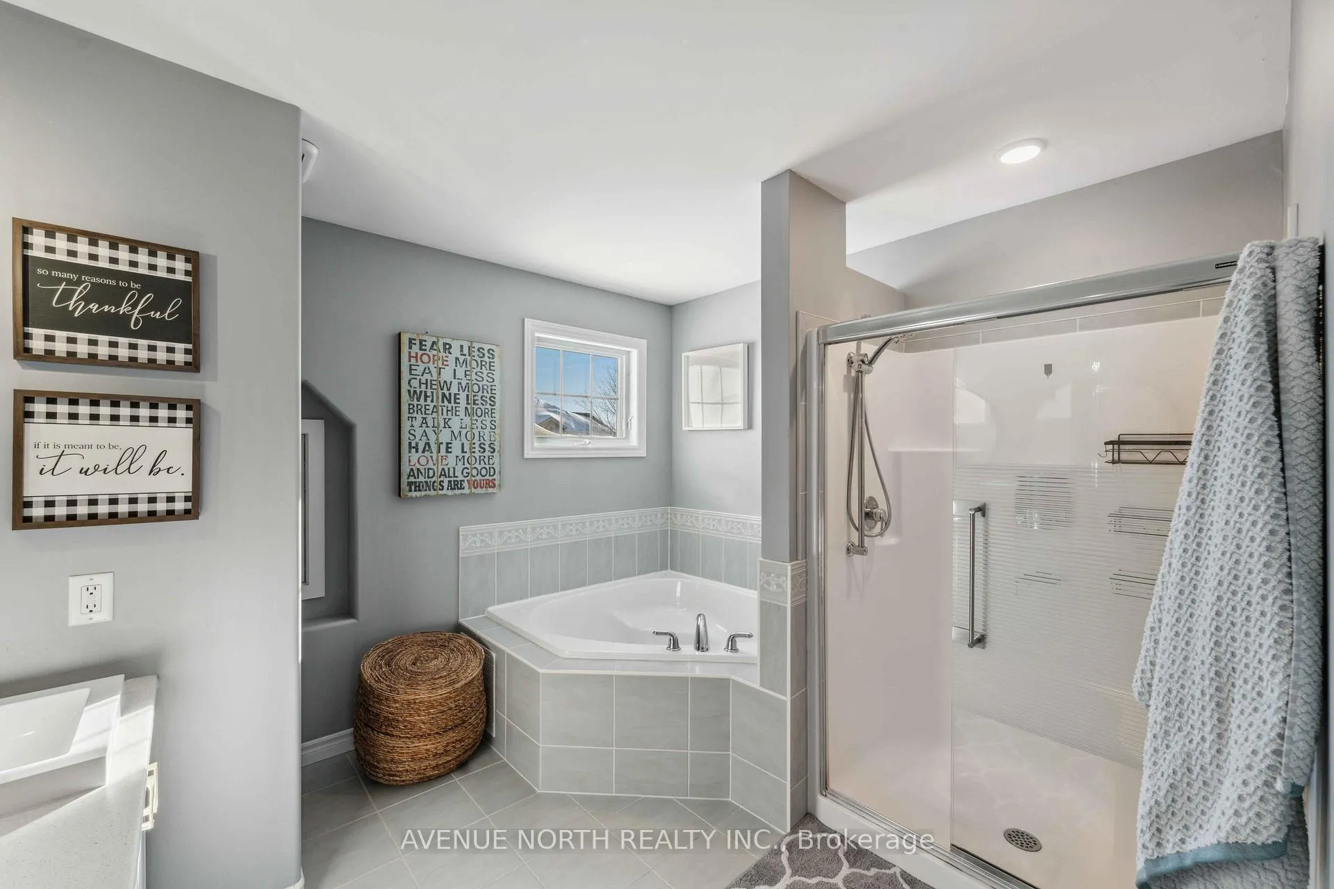 Photo 26 of 4 Bracewood Way, Ottawa, Barrhaven - Stonebridge — HOMEH