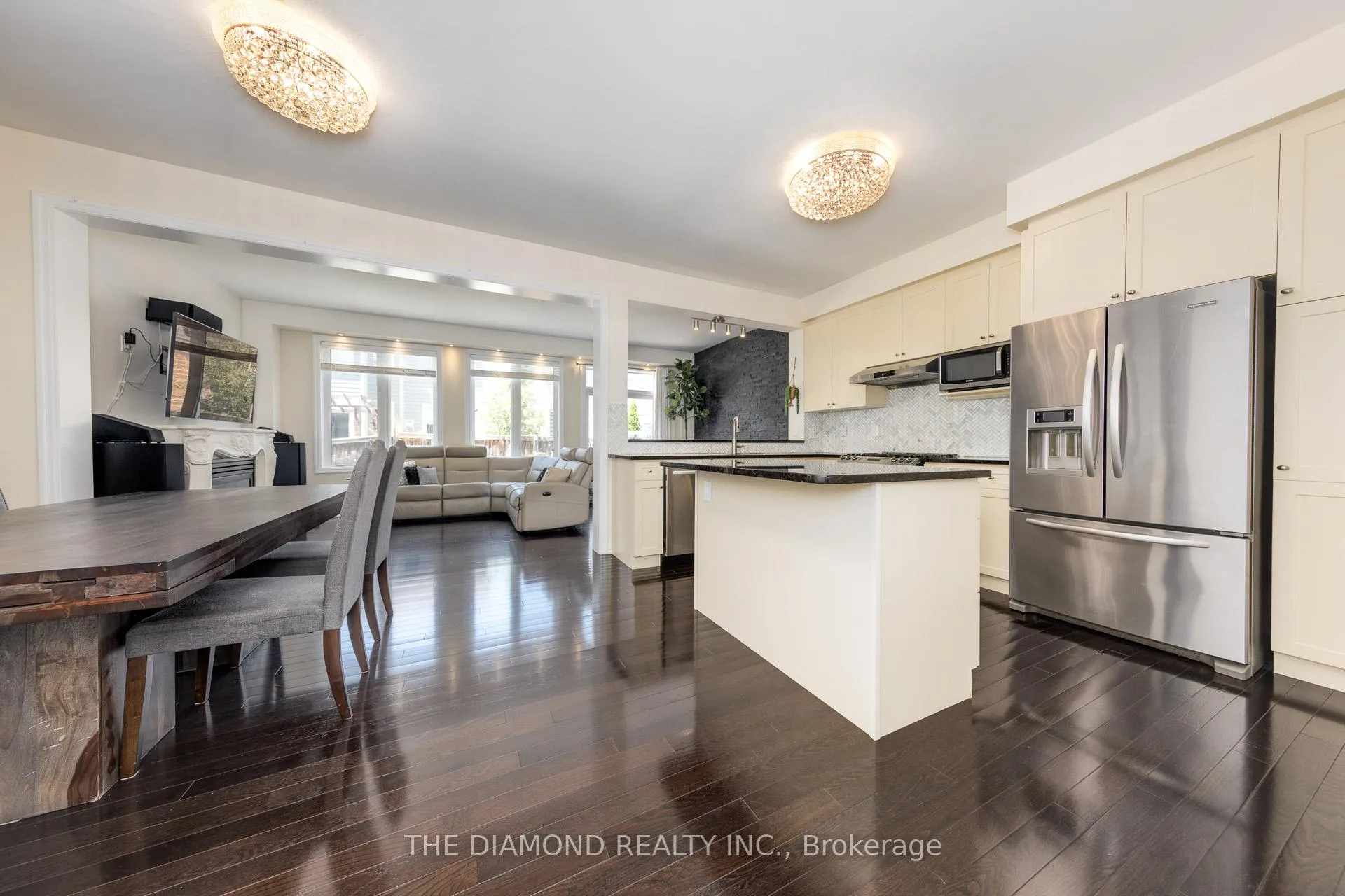 Photo 7 of 21 Aird Court, Milton, Scott — HOMEH