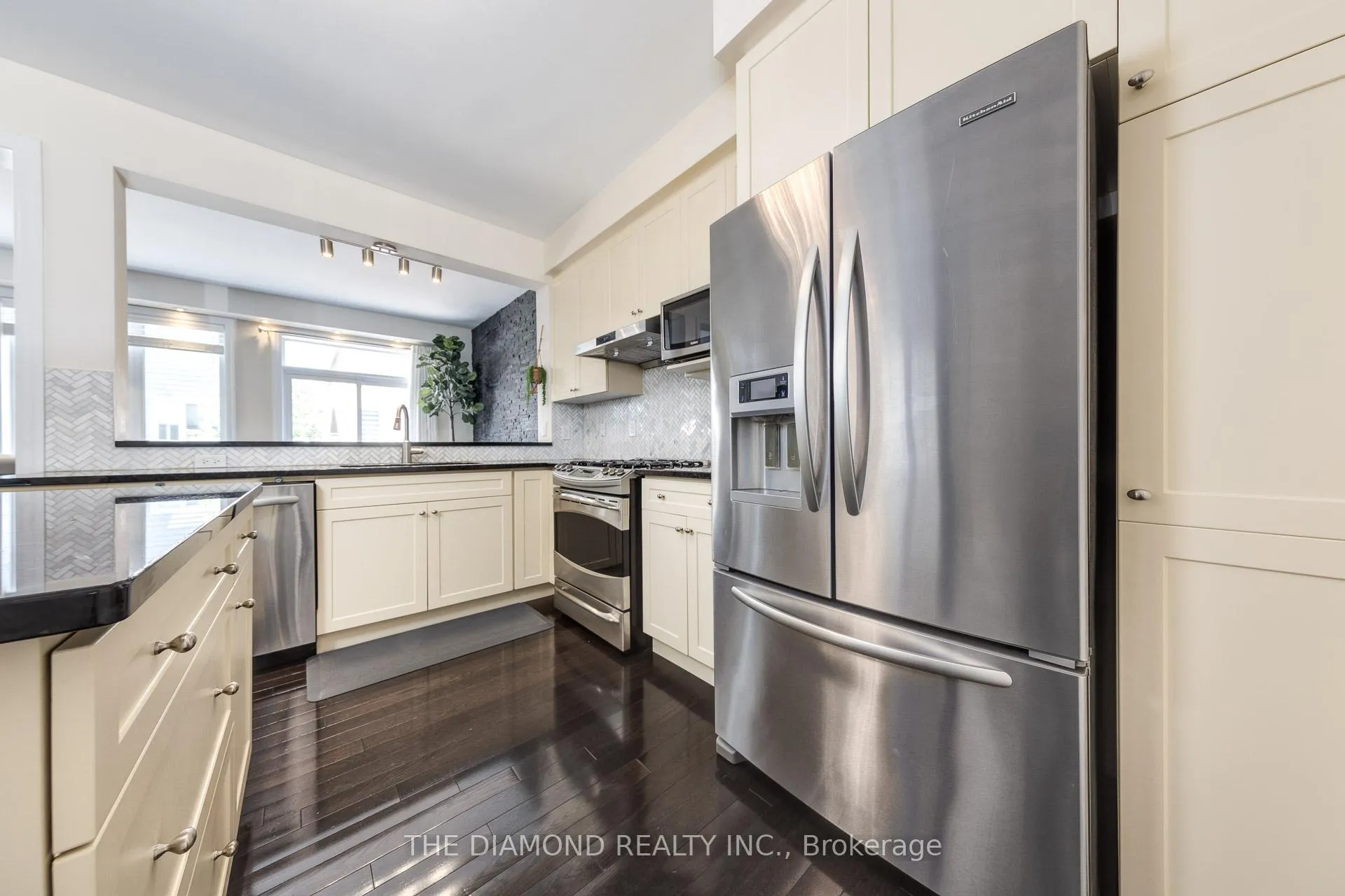 Photo 11 of 21 Aird Court, Milton, Scott — HOMEH