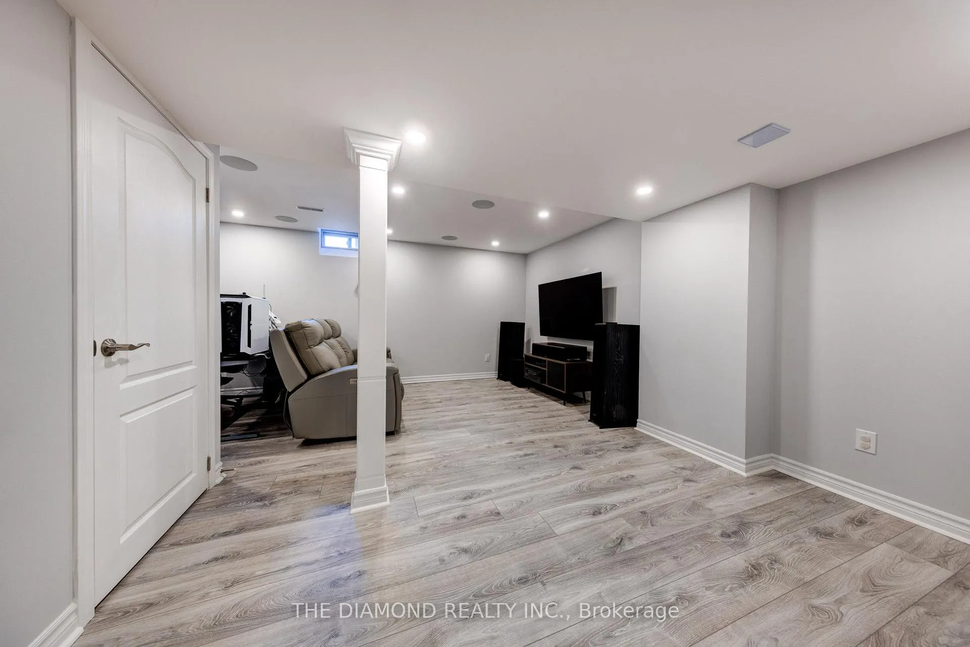 Photo 36 of 21 Aird Court, Milton, Scott — HOMEH