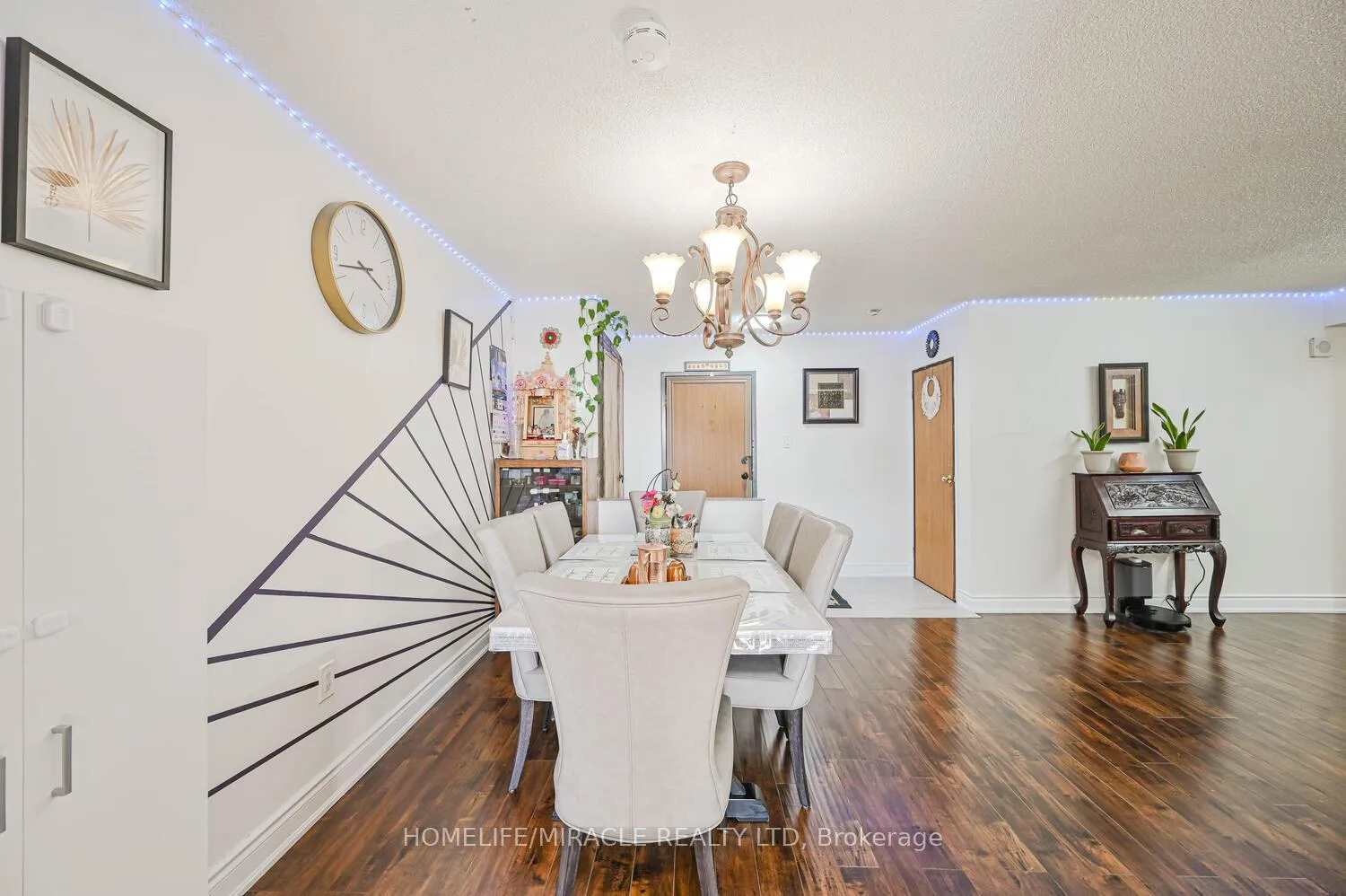 Photo 14 of Unit 1802, 4 Kings Cross Road, Brampton, Queen Street Corridor — HOMEH
