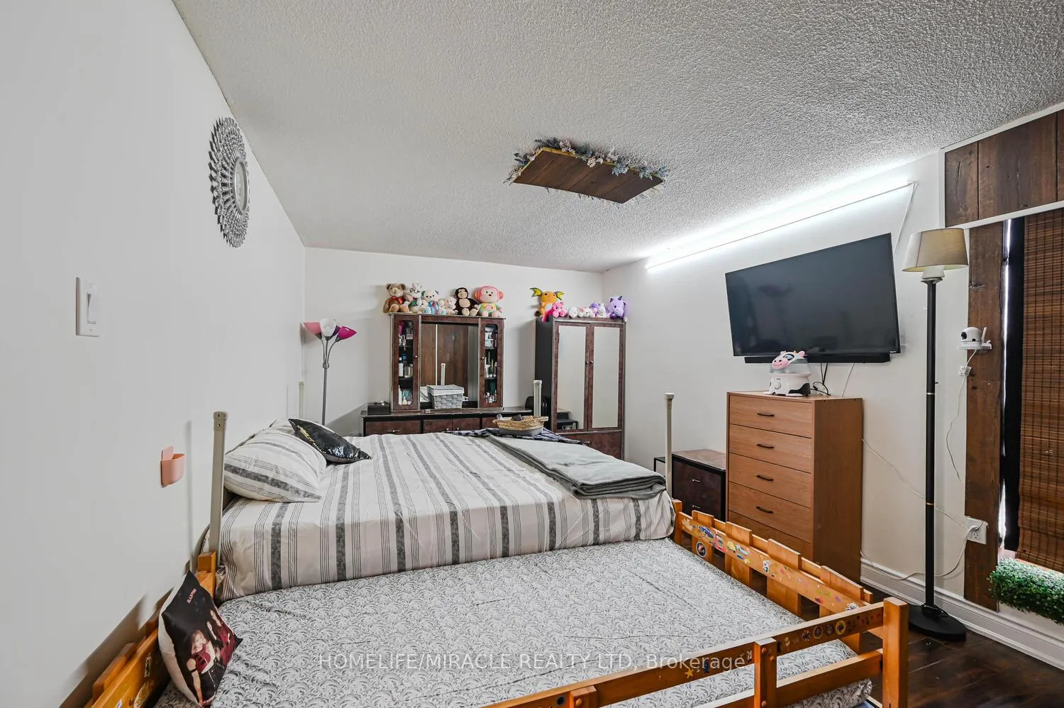Photo 22 of Unit 1802, 4 Kings Cross Road, Brampton, Queen Street Corridor — HOMEH