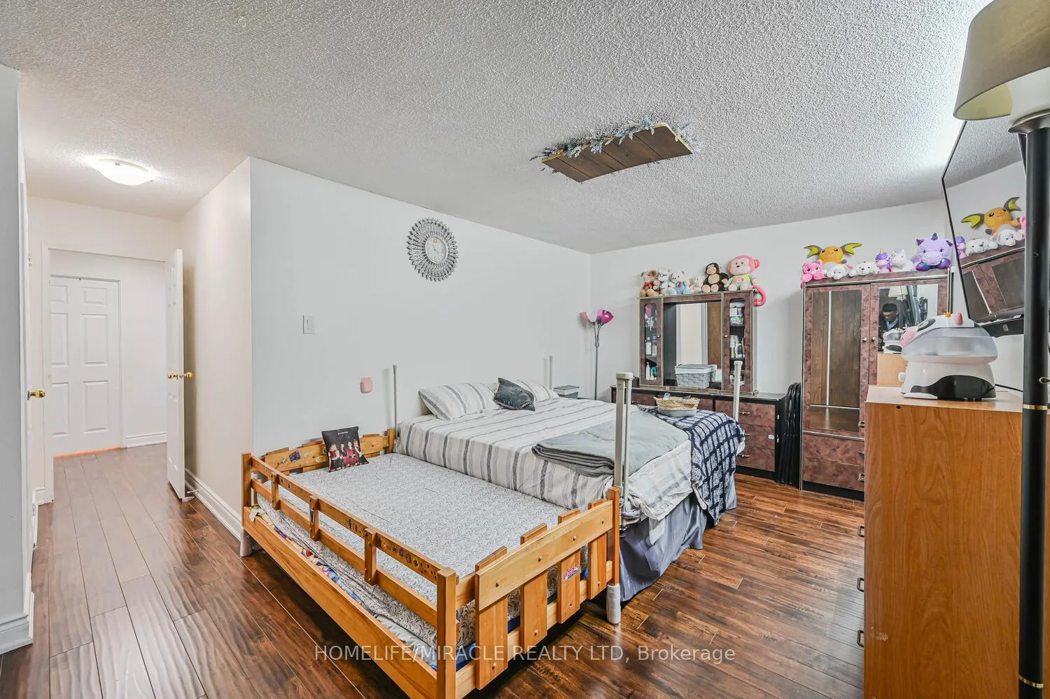 Photo 25 of Unit 1802, 4 Kings Cross Road, Brampton, Queen Street Corridor — HOMEH