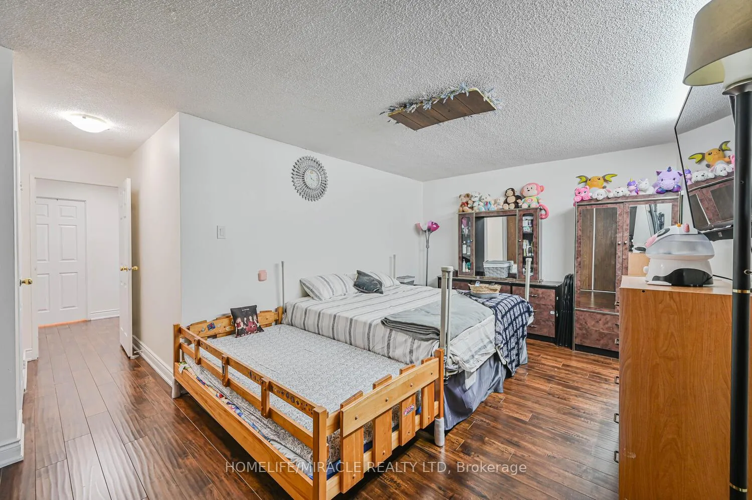Photo 30 of Unit 1802, 4 Kings Cross Road, Brampton, Queen Street Corridor — HOMEH
