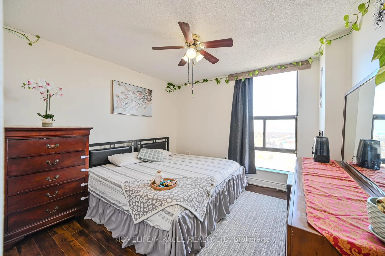 Photo 31 of Unit 1802, 4 Kings Cross Road, Brampton, Queen Street Corridor — HOMEH