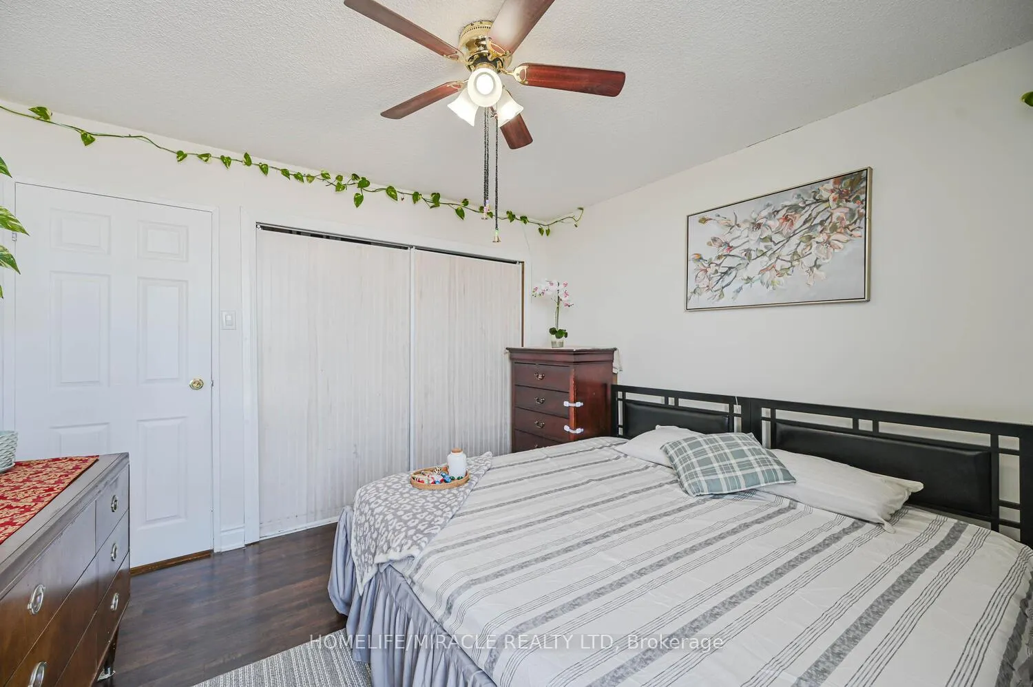 Photo 33 of Unit 1802, 4 Kings Cross Road, Brampton, Queen Street Corridor — HOMEH
