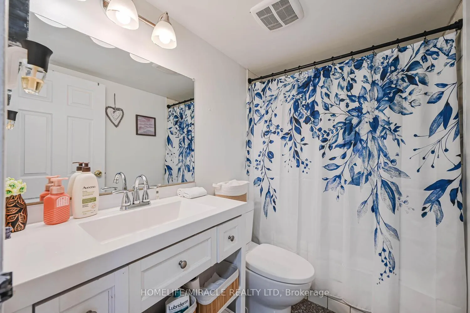 Photo 38 of Unit 1802, 4 Kings Cross Road, Brampton, Queen Street Corridor — HOMEH