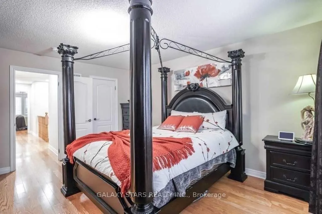 Photo 4 of Unit Main & 2nd Flr Only, 10 Gower Crescent, Brampton, Sandringham-Wellington — HOMEH