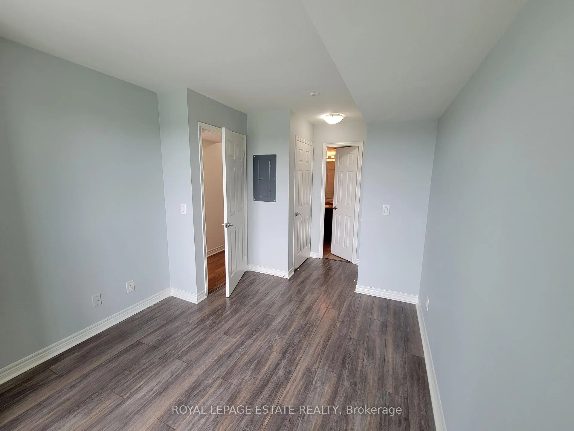 Photo 11 of Unit 415, 60 Fairfax Crescent, Scarborough, Clairlea-Birchmount — HOMEH