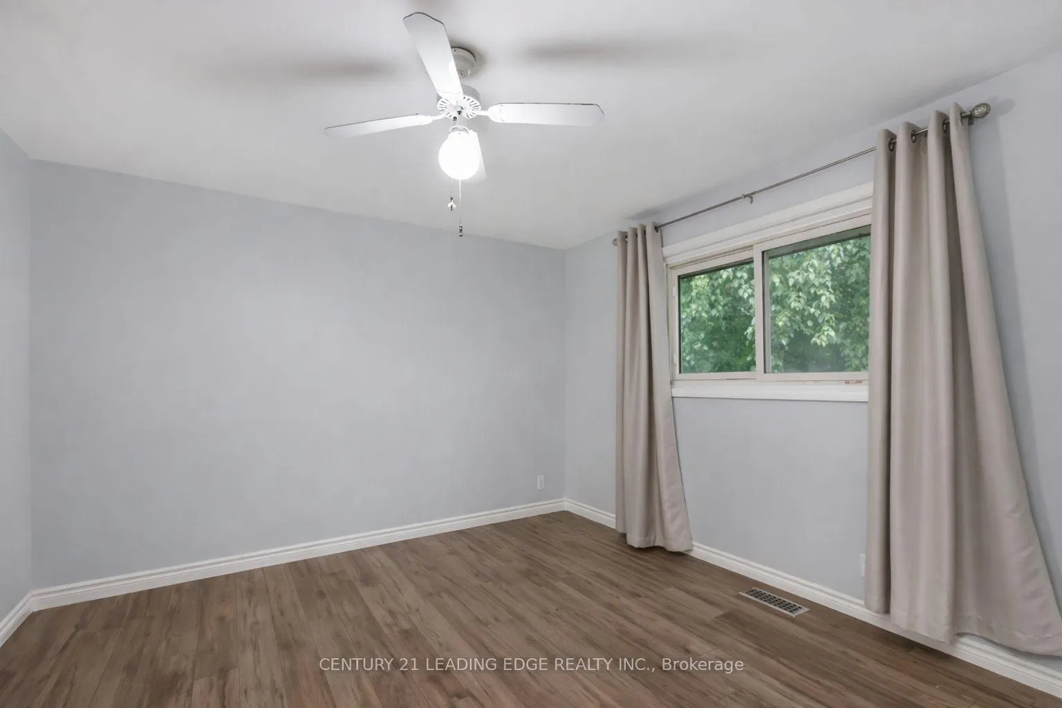Photo 3 of 306 Lindan Avenue, Selwyn — HOMEH