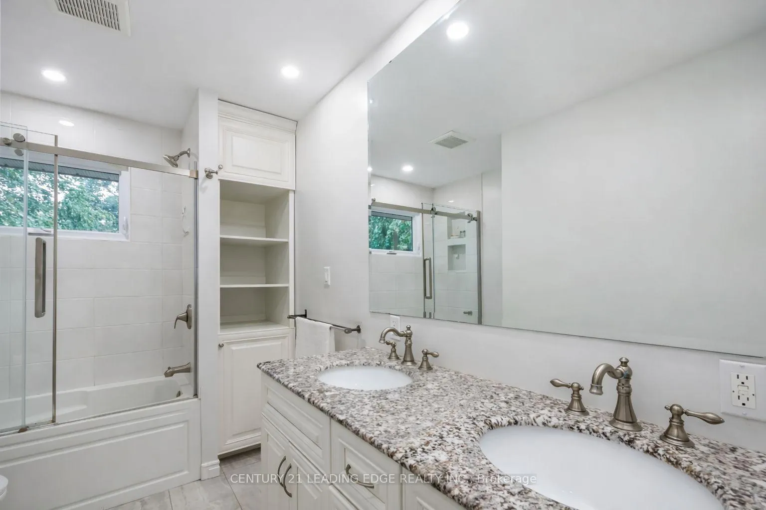 Photo 4 of 306 Lindan Avenue, Selwyn — HOMEH