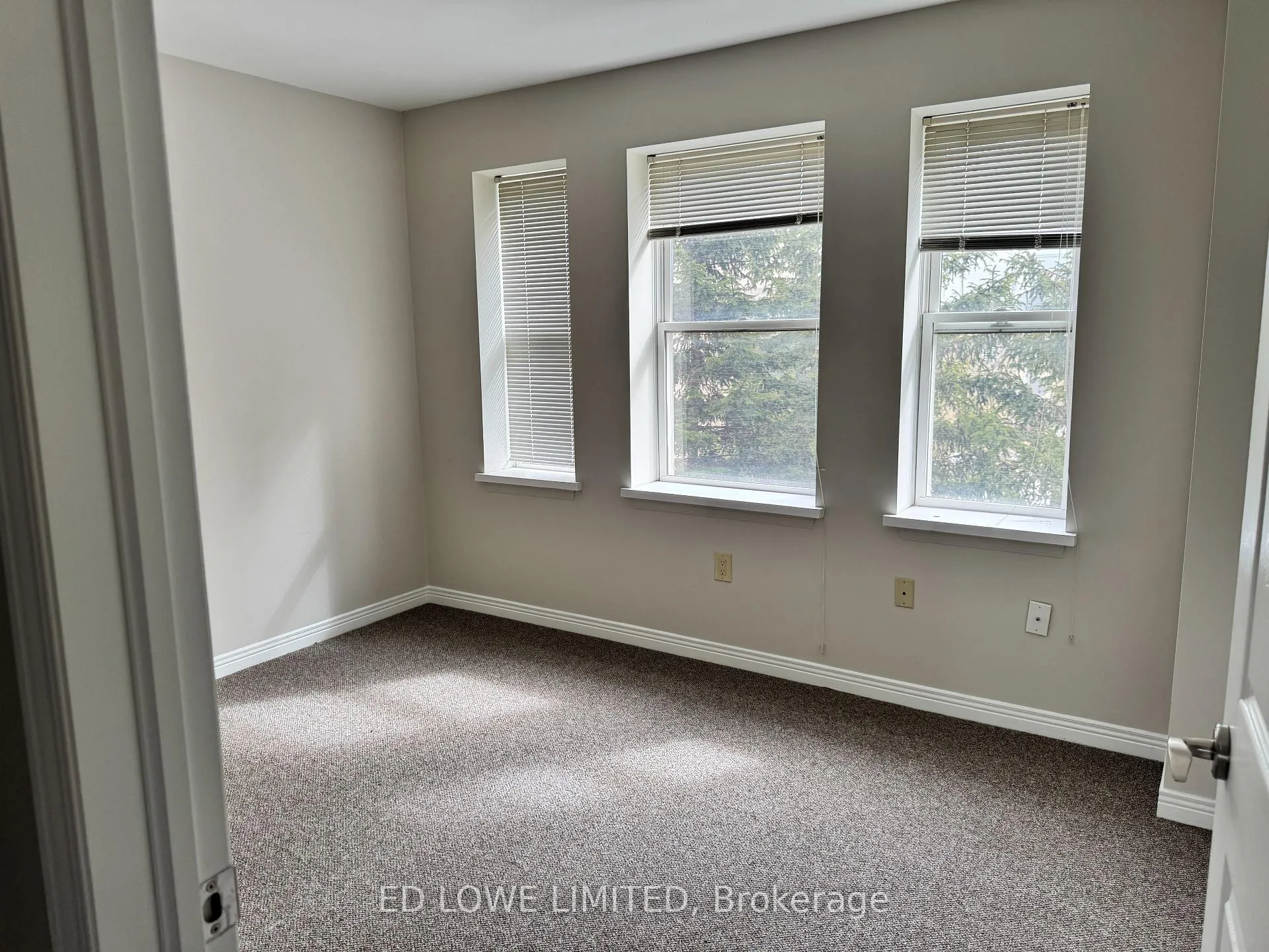 Photo 13 of Unit E-202, 59 Arch Brown Court, Barrie, East Bayfield — HOMEH
