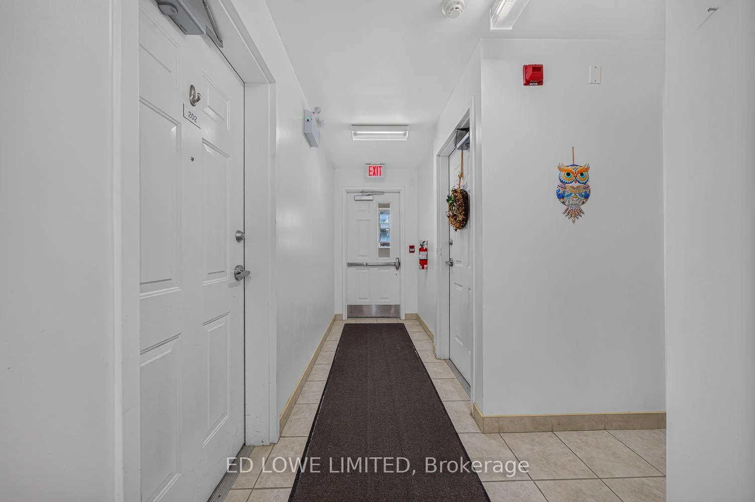 Photo 9 of Unit E-202, 59 Arch Brown Court, Barrie, East Bayfield — HOMEH