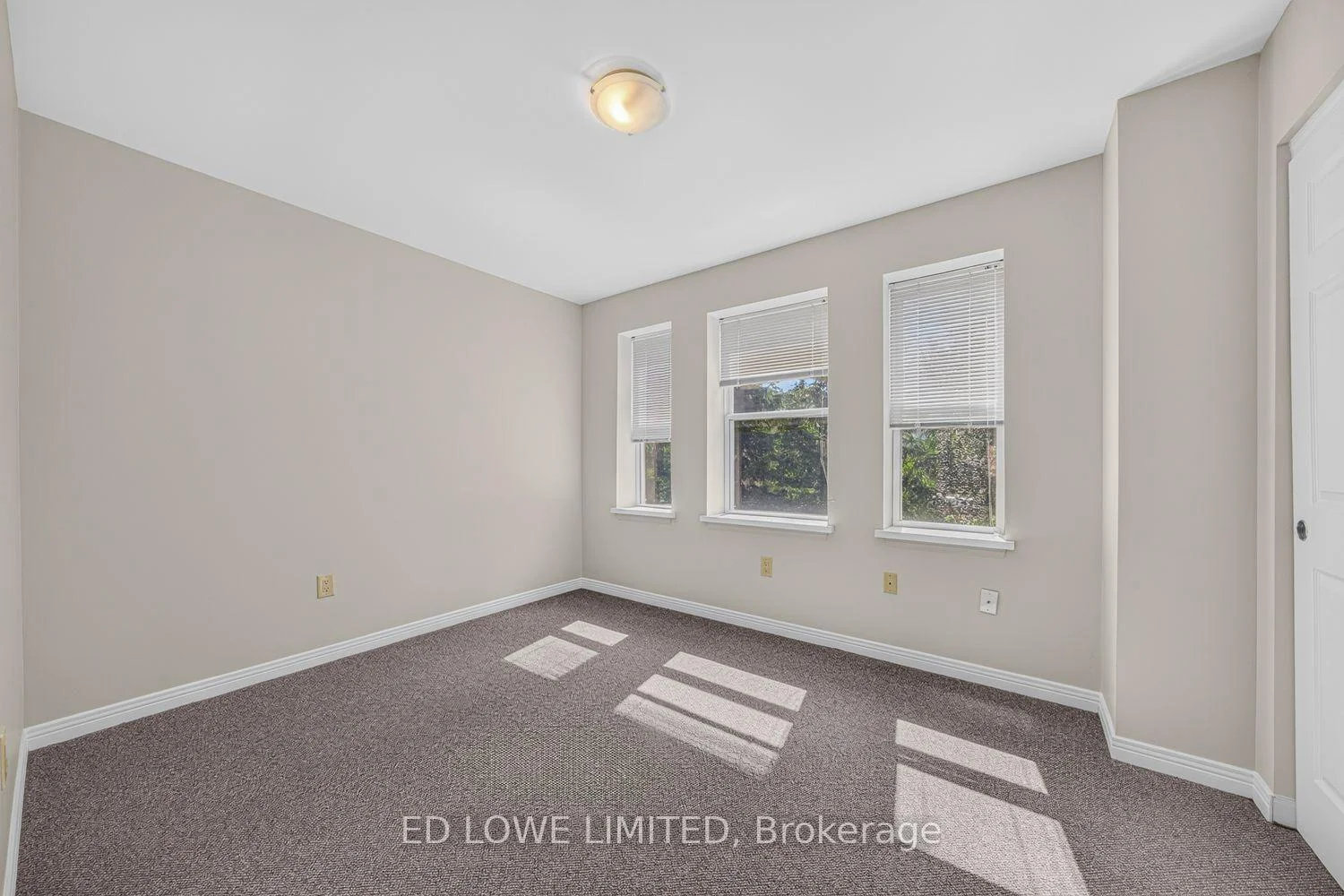 Photo 25 of Unit E-202, 59 Arch Brown Court, Barrie, East Bayfield — HOMEH