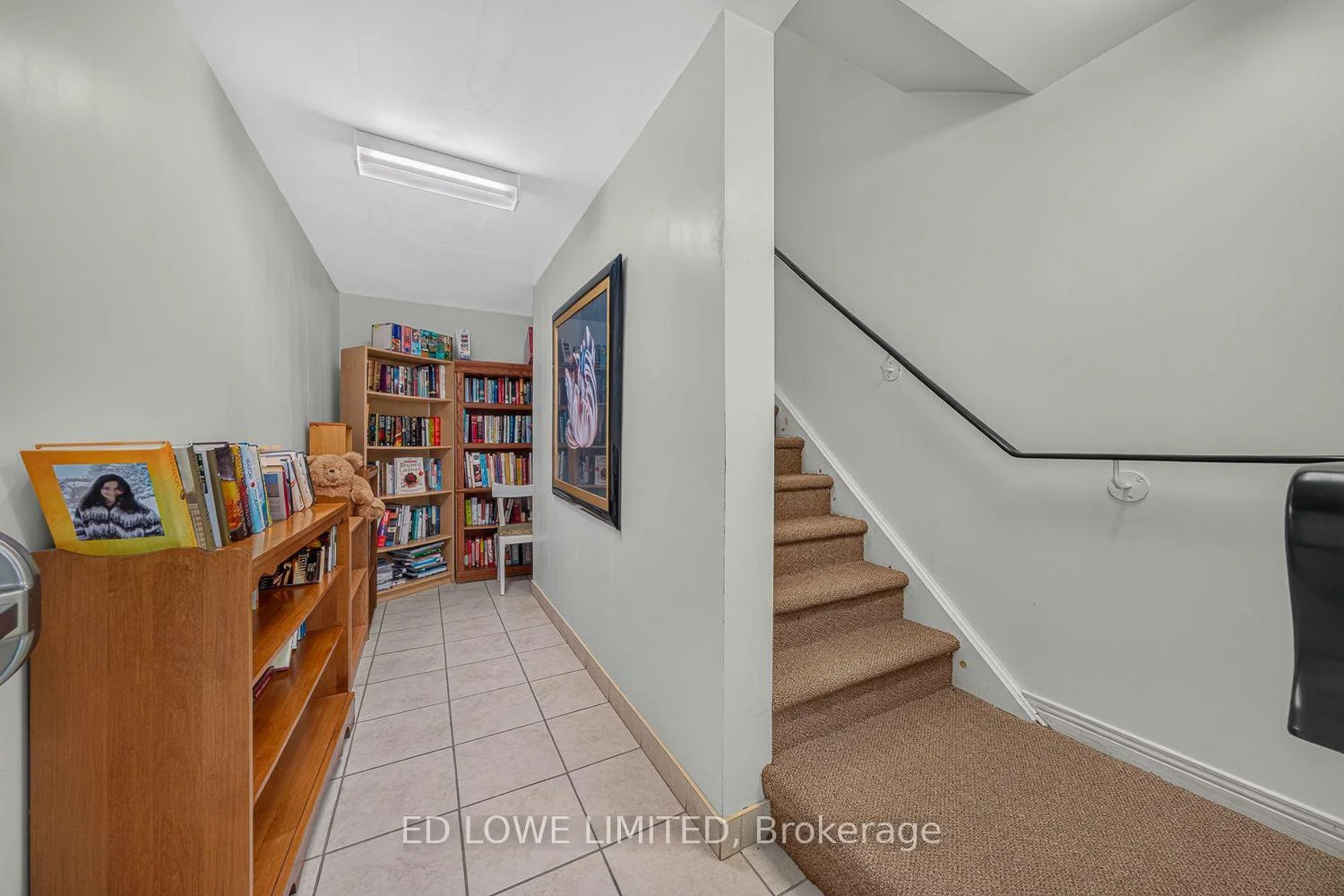 Photo 37 of Unit E-202, 59 Arch Brown Court, Barrie, East Bayfield — HOMEH