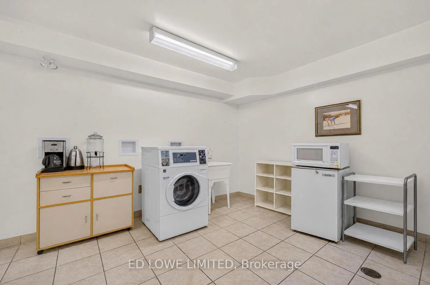 Photo 43 of Unit E-202, 59 Arch Brown Court, Barrie, East Bayfield — HOMEH