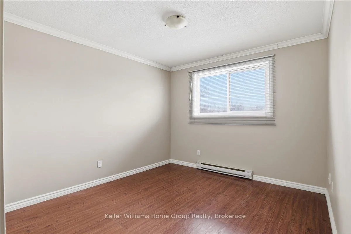 Photo 18 of 118 Chandler Drive, Kitchener — HOMEH