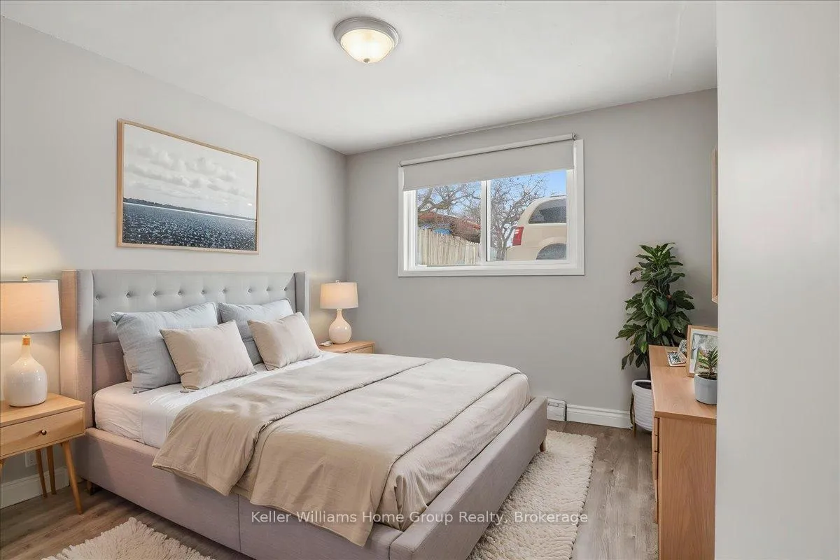 Photo 45 of 118 Chandler Drive, Kitchener — HOMEH