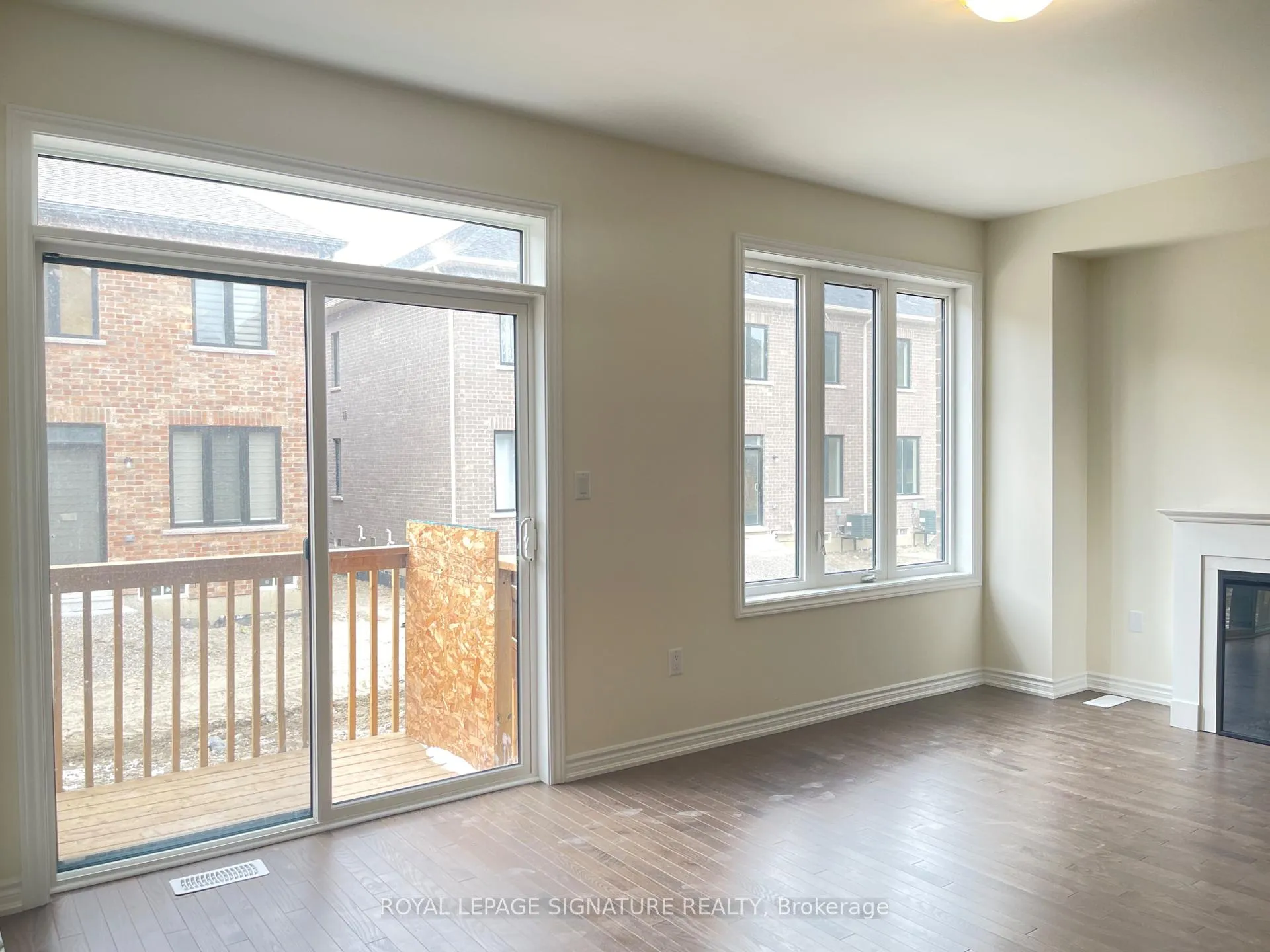 Photo 8 of 50 Hartington Street, Vaughan, Kleinburg — HOMEH