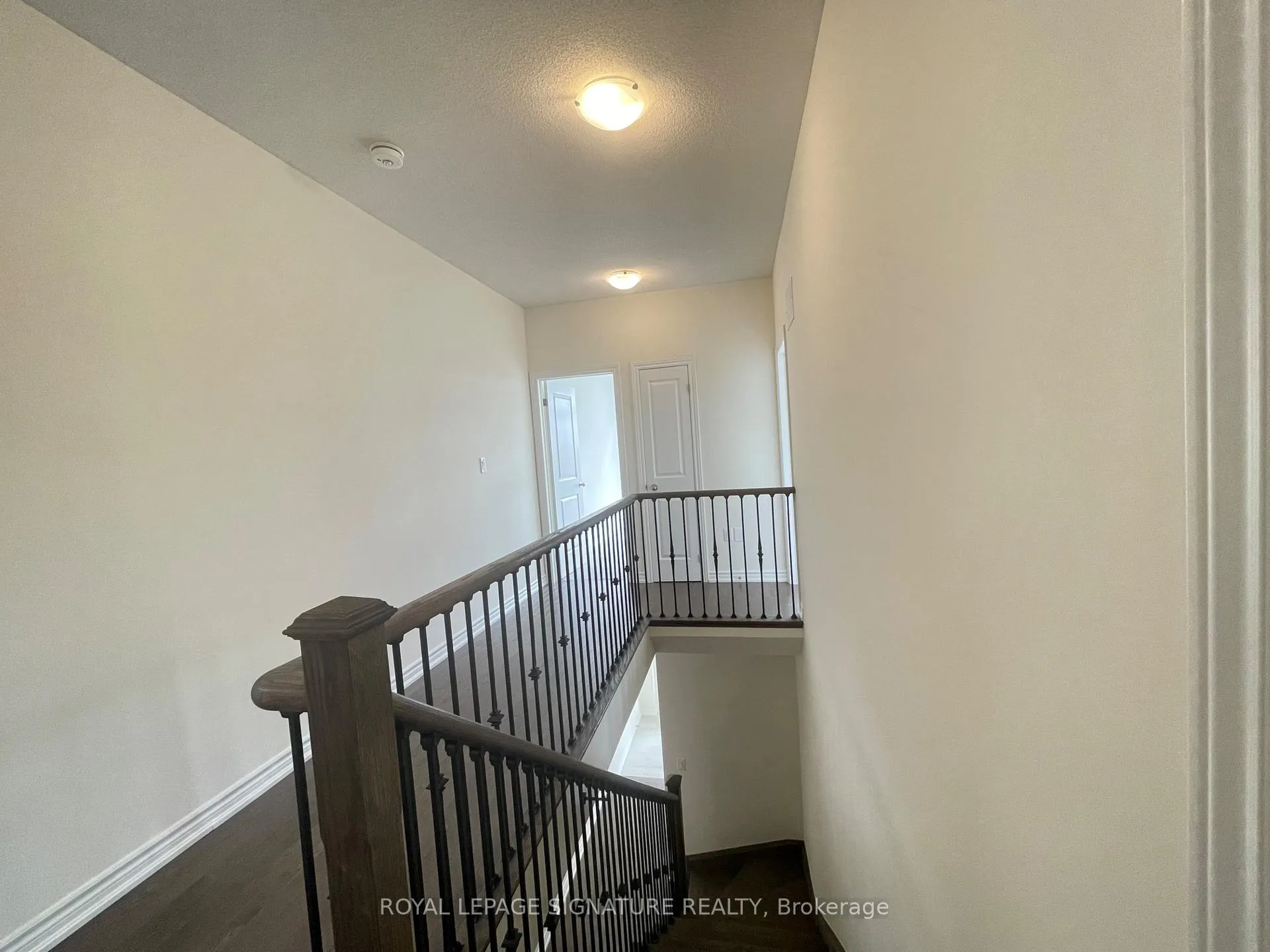 Photo 10 of 50 Hartington Street, Vaughan, Kleinburg — HOMEH