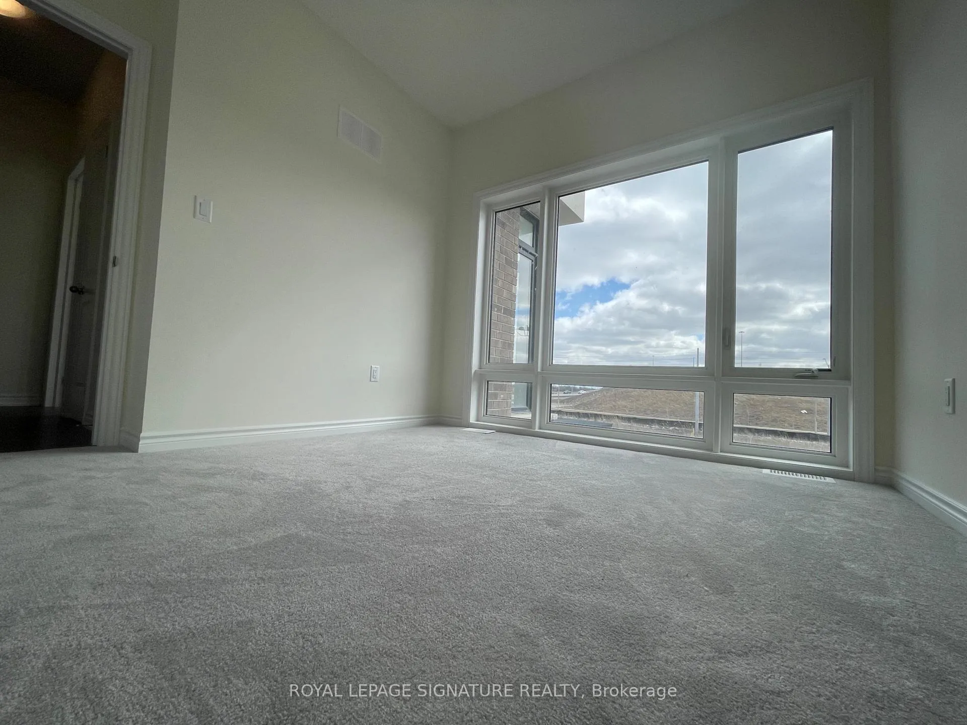 Photo 20 of 50 Hartington Street, Vaughan, Kleinburg — HOMEH